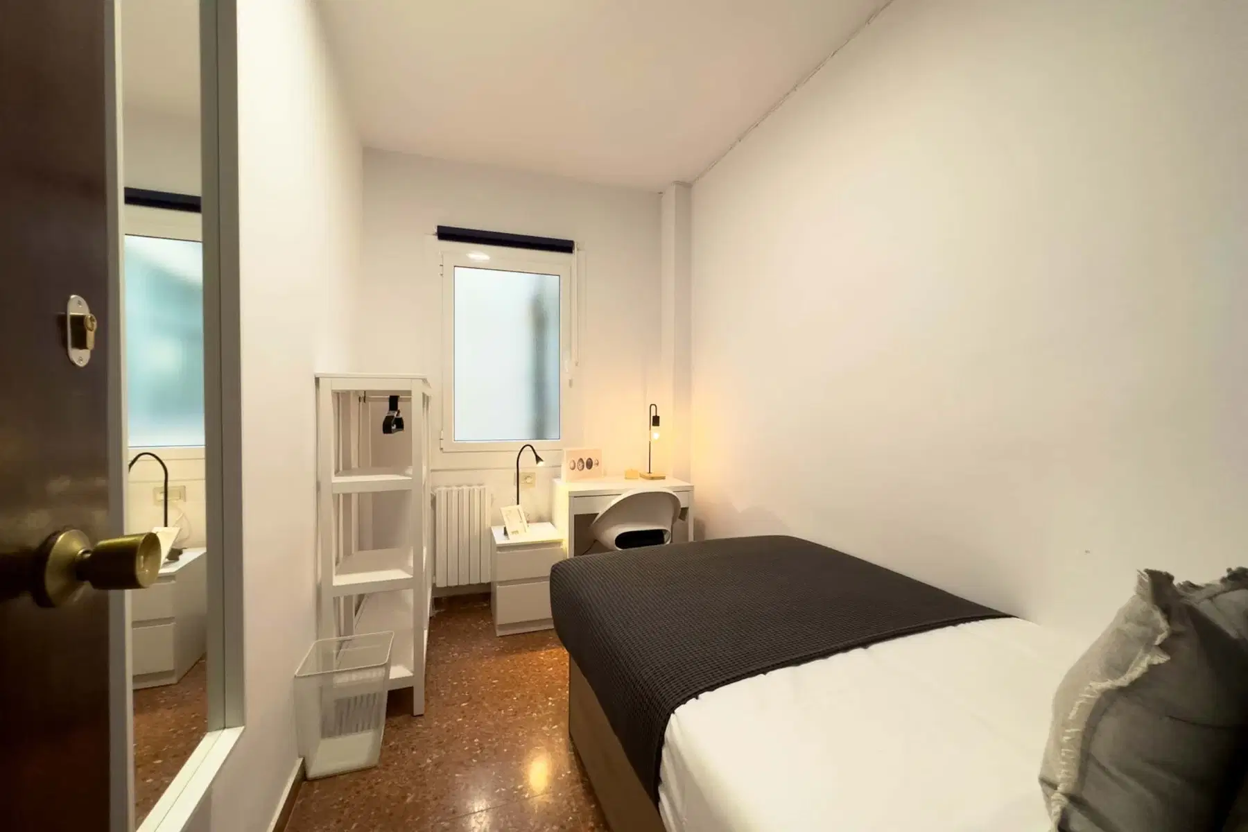 SPC 8037, Barcelona – #133861: Room in 7 Bedroom 3 Bathroom (Avinguda Diagonal)
