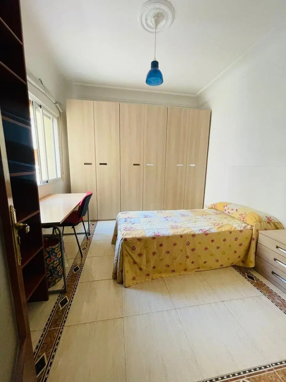 SPC 28003, Madrid – #37139: Room in 6 Bedroom 2 Bathroom (Calle Del Marqués Del Vasto)