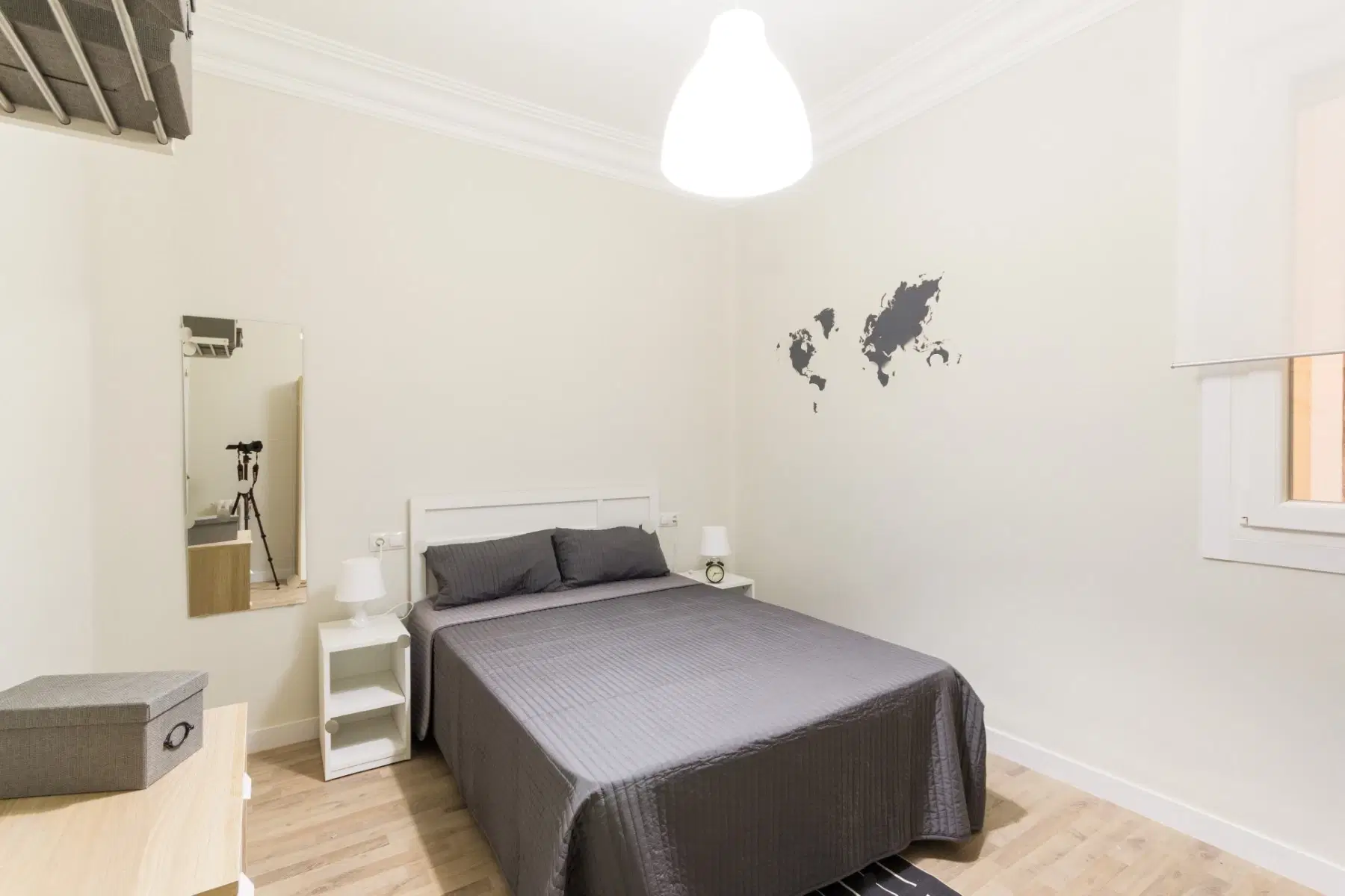 SPC 28003, Madrid – #72459: Room in 7 Bedroom 3 Bathroom (Calle De Cea Bermúdez)