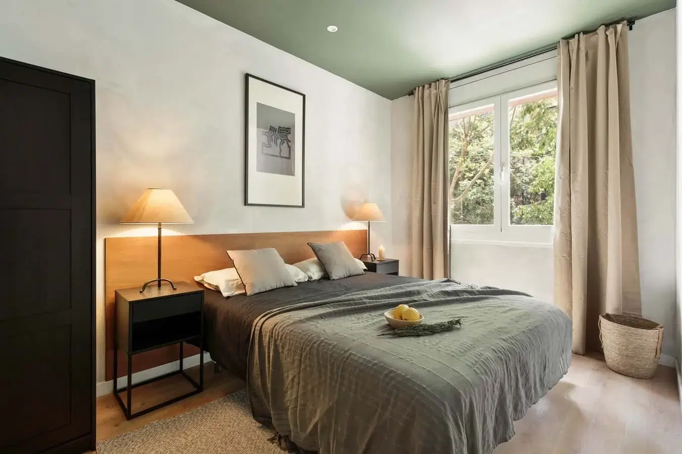 SPC 8009, Barcelona – #160758: 4 Bedroom 2 Bathroom (Carrer de Girona)