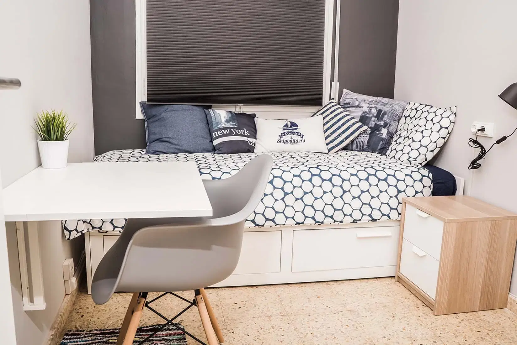 SPC 8013, Barcelona – #161752: Room in 3 Bedroom 1 Bathroom (Carrer d'Aragó)