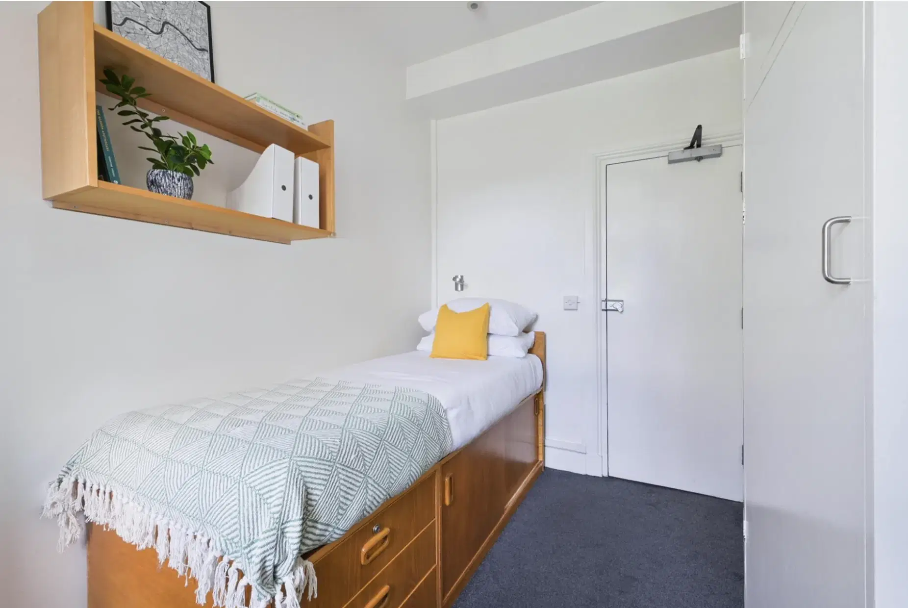 AXO Waterloo, London – Silver Room
