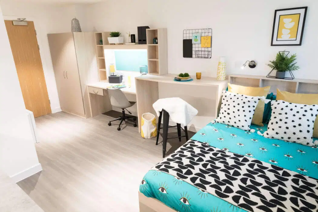 Holden Court, Brighton – Large Studio