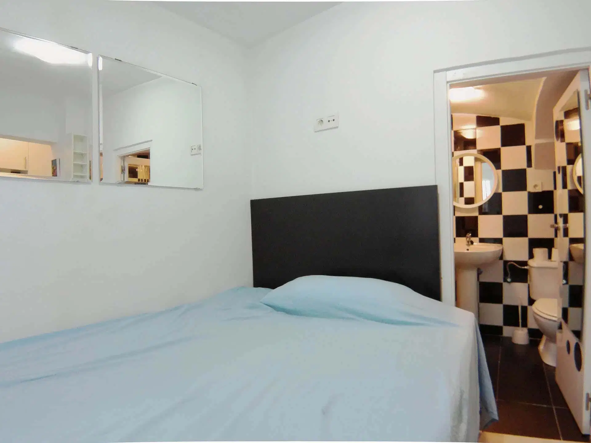 SPC 28039, Madrid – #98400: Room in 5 Bedroom 5 Bathroom (Calle De Leñeros)