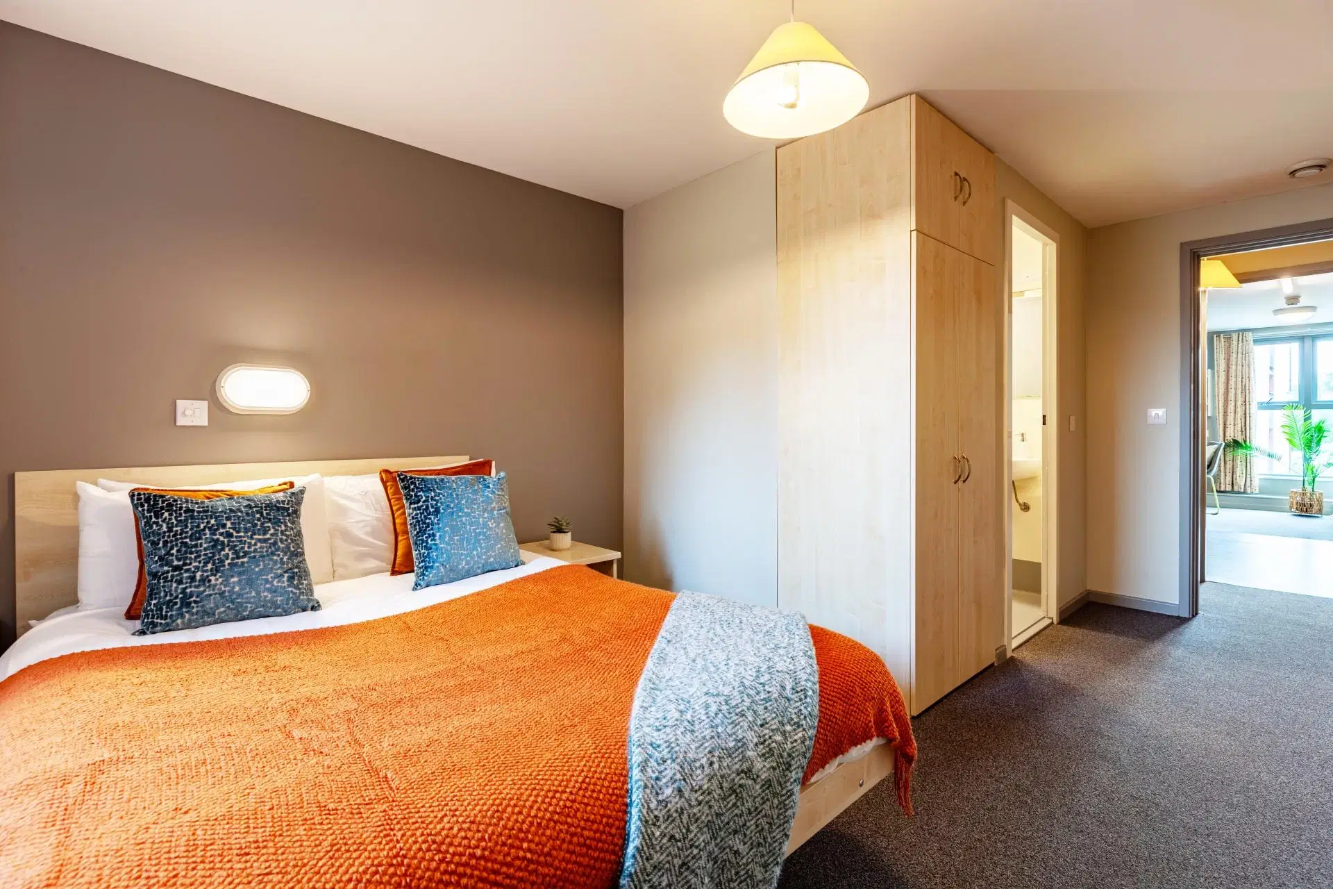 Crown House, Reading – 1 Bed Flat