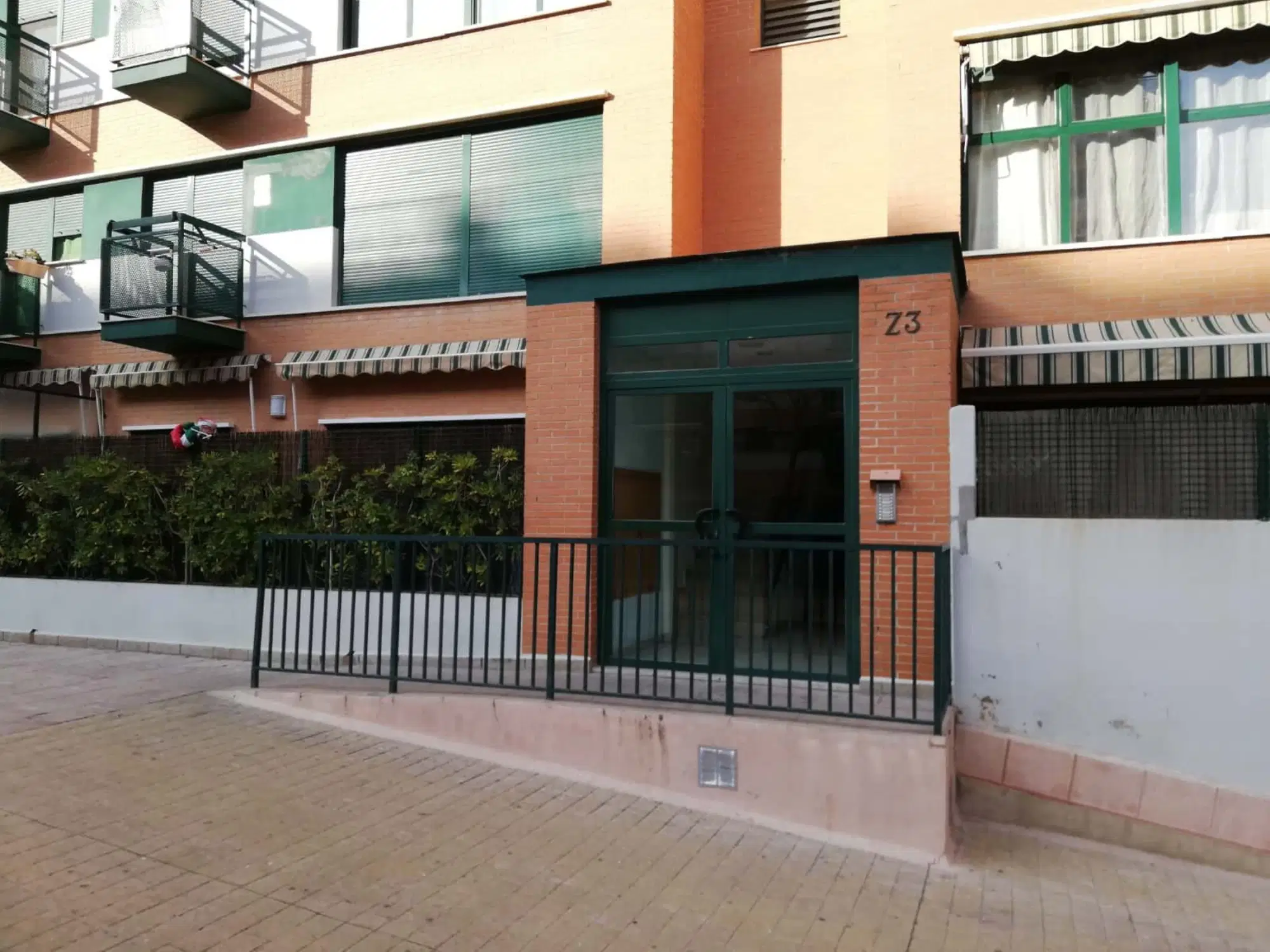 SPC 46022, Valencia – Exterior