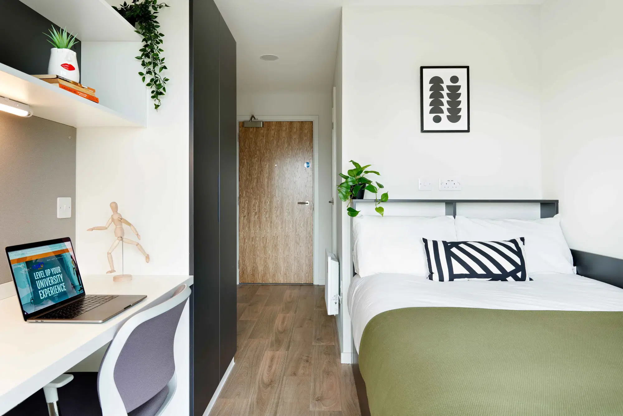 Gorgie, Edinburgh – Basic En-suite