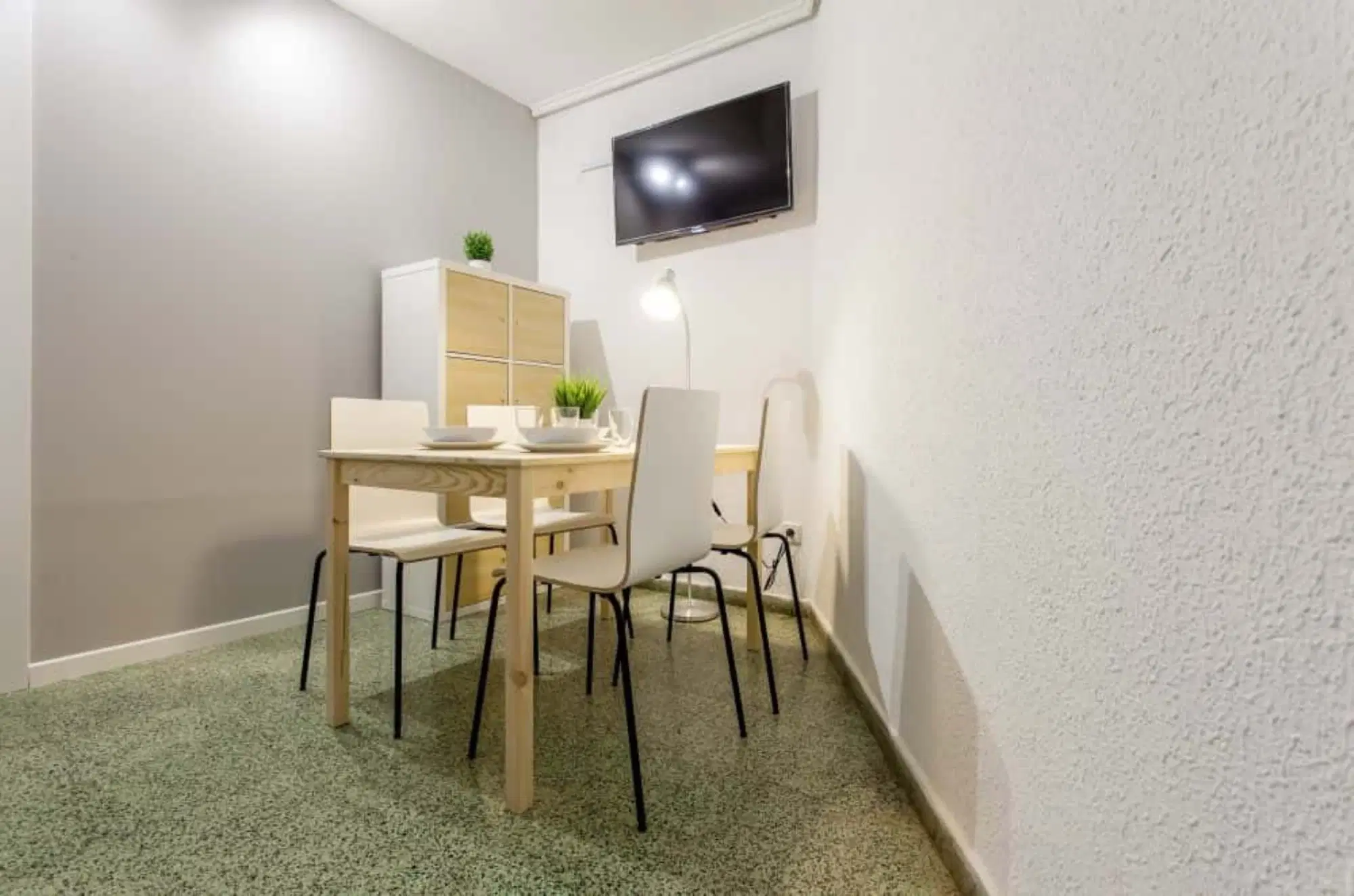 SPC 46021, Valencia – Amenities