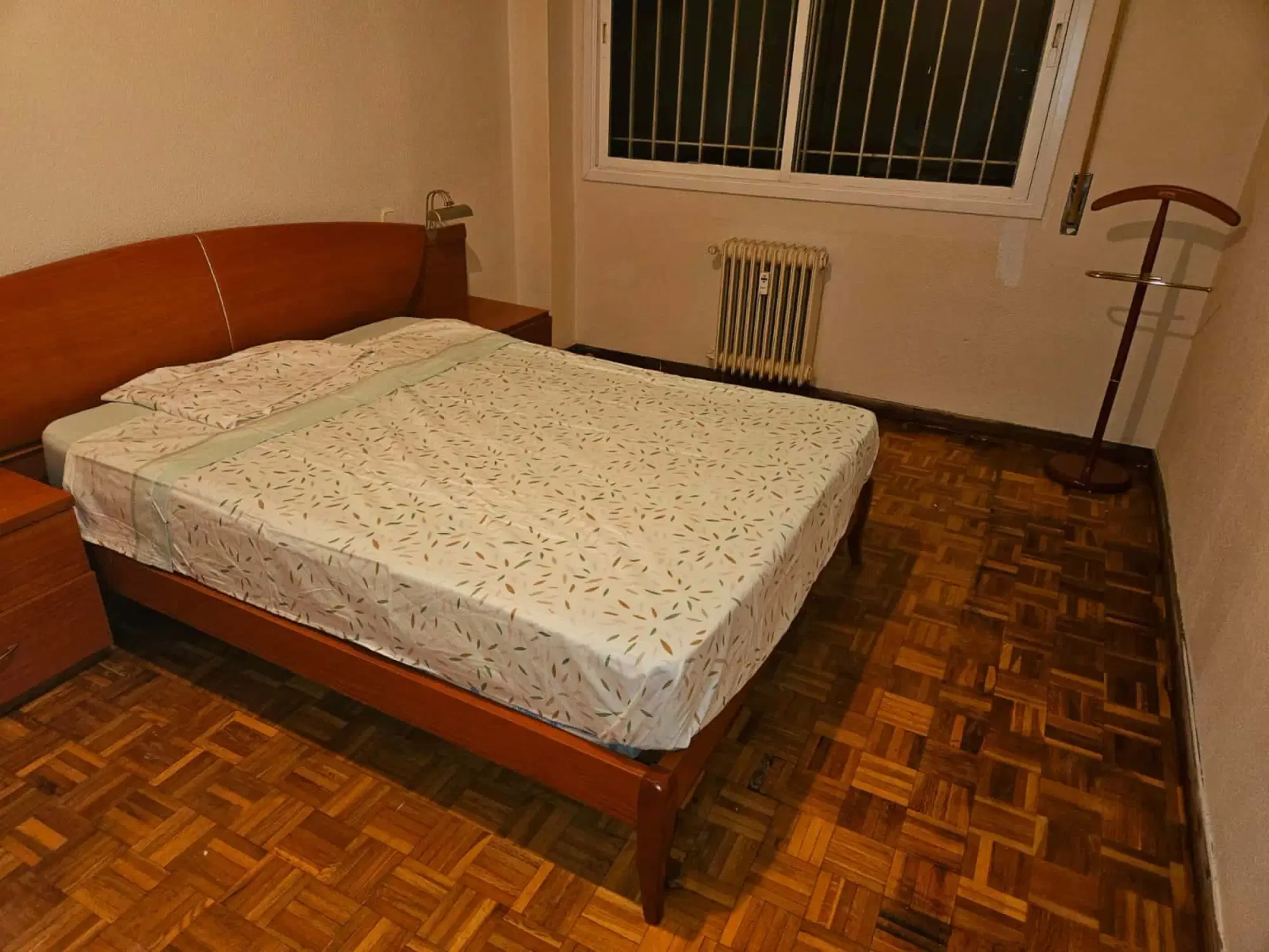 SPC 28011, Madrid – #173706: Room in 2 Bedroom 1 Bathroom (Calle Villavieja)