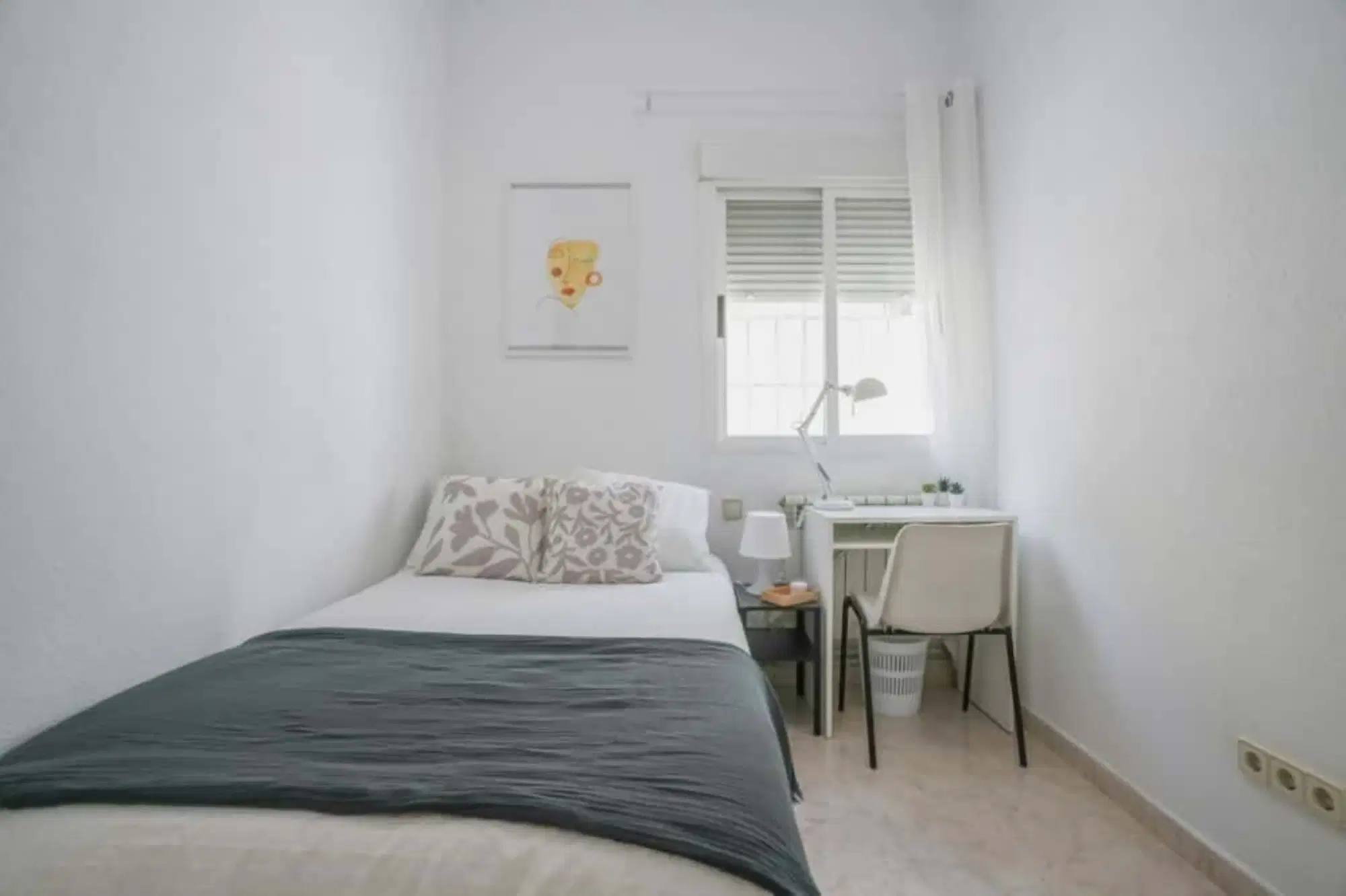 SPC 28011, Madrid – #185963: Room in 4 Bedroom 1 Bathroom (Calle De Los Sagrados Corazones)
