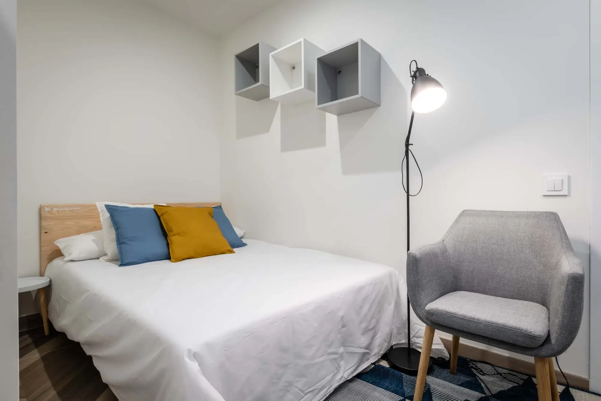 SPC 8010, Barcelona – #164290: Room in 4 Bedroom 2 Bathroom (Ronda de Sant Pere)
