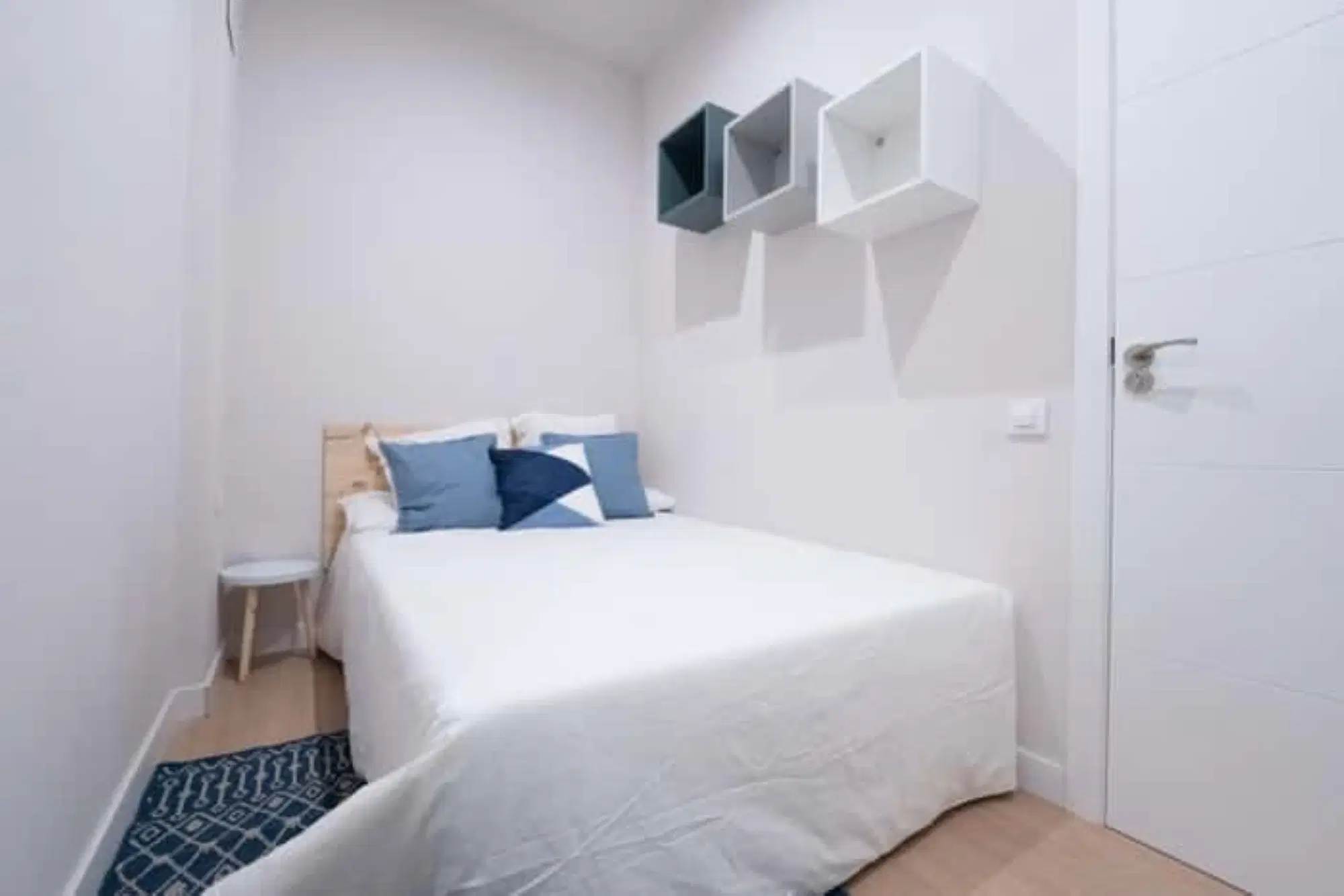 SPC 8010, Barcelona – #164536: Room in 5 Bedroom 4 Bathroom (Ronda de Sant Pere)