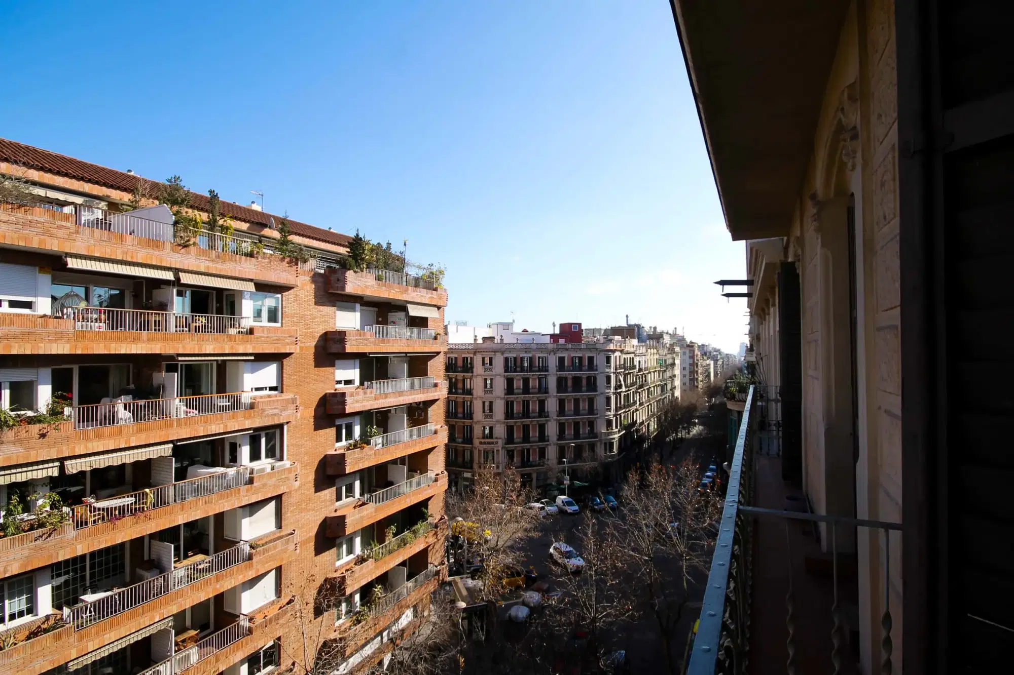 SPC 8036, Barcelona – Exterior