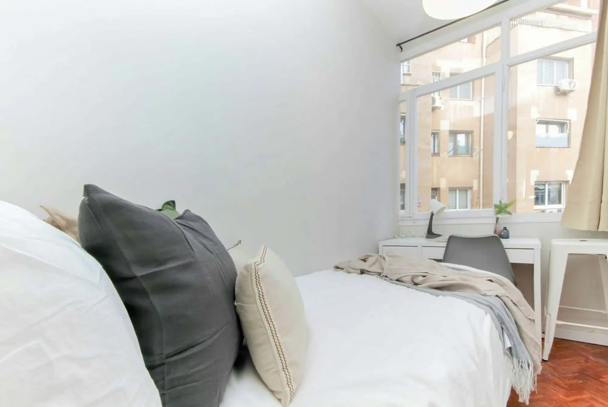 SPC 8021, Barcelona – #135748: Room in 6 Bedroom 2 Bathroom (Carrer de Ganduxer)