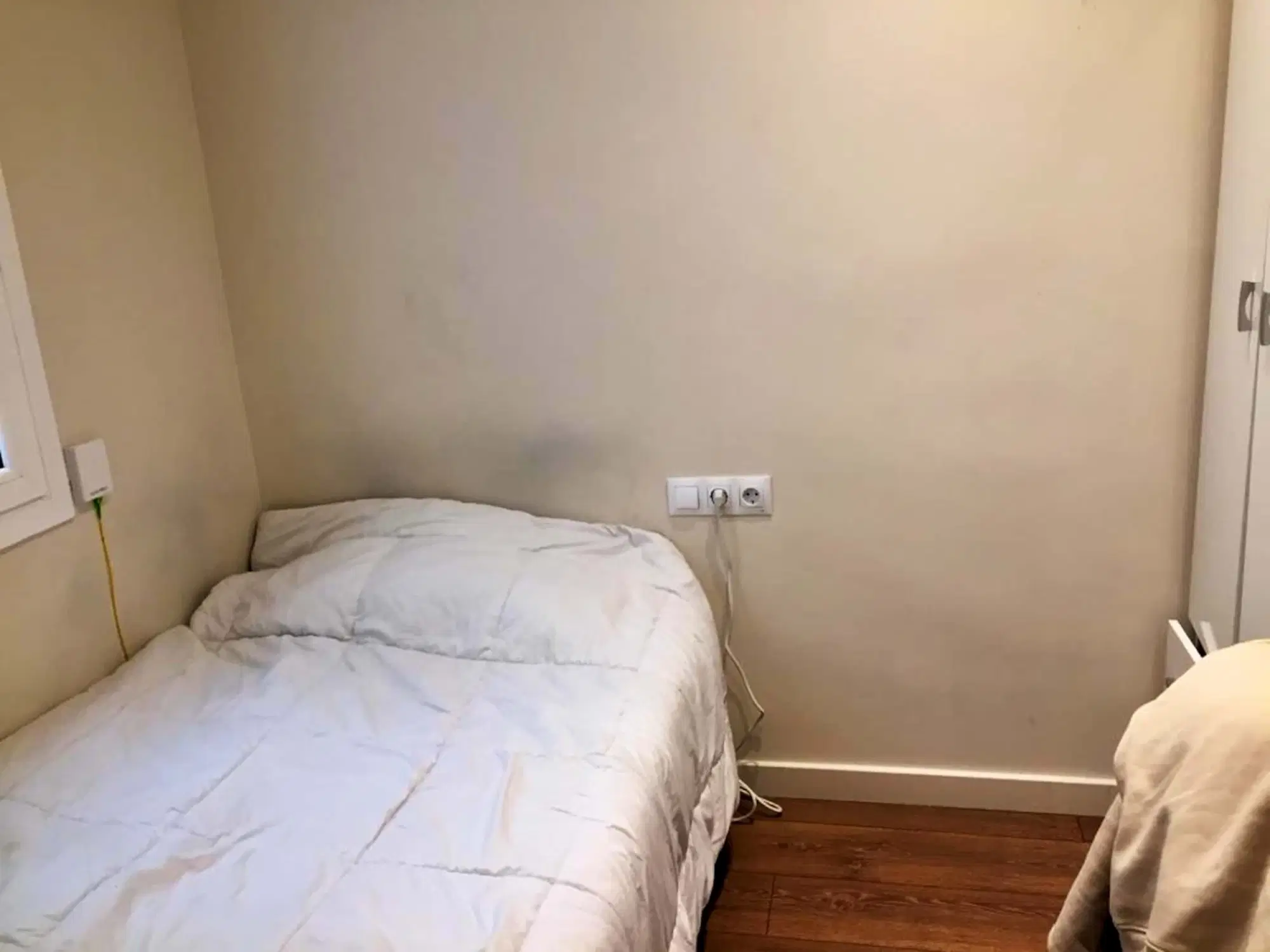 SPC 8036, Barcelona – #128836: Room in 5 Bedroom 1 Bathroom (Carrer Del Comte D'urgell)