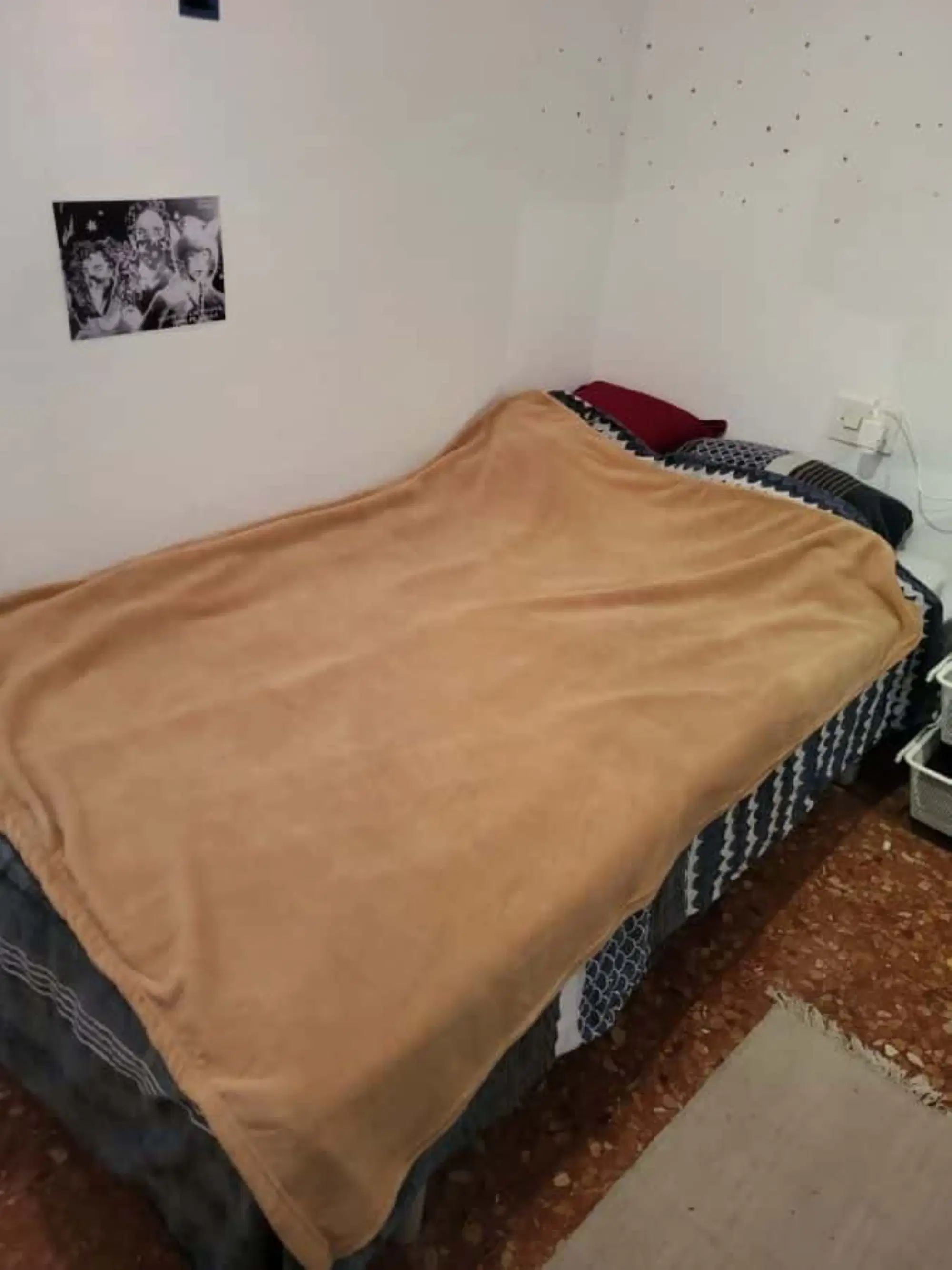 SPC 46010, Valencia – #182124: Room in 4 Bedroom 1 Bathroom (Carrer D'alboraia)