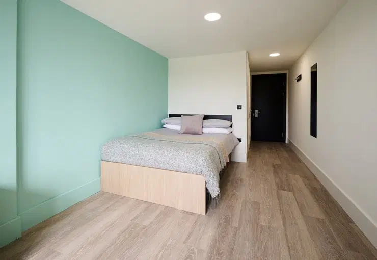 Montrose, Dublin – Silver Ensuite Premium