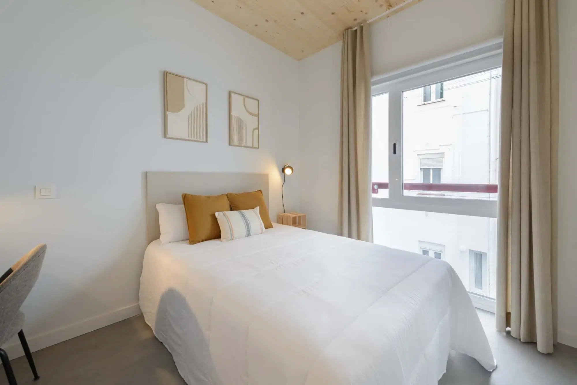 SPC 28039, Madrid – #183713: Room in 5 Bedroom 1 Bathroom (Calle De Carnicer)