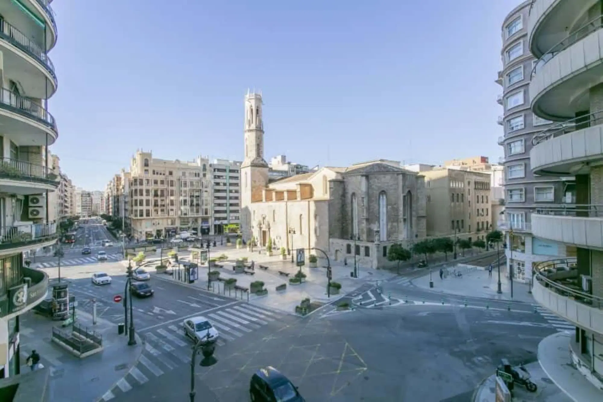 SPC 46002, Valencia – Exterior