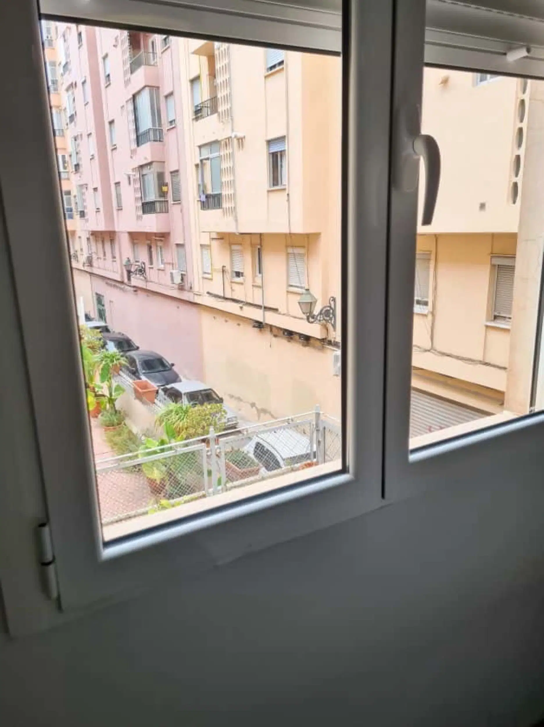 SPC 46020, Valencia – Exterior