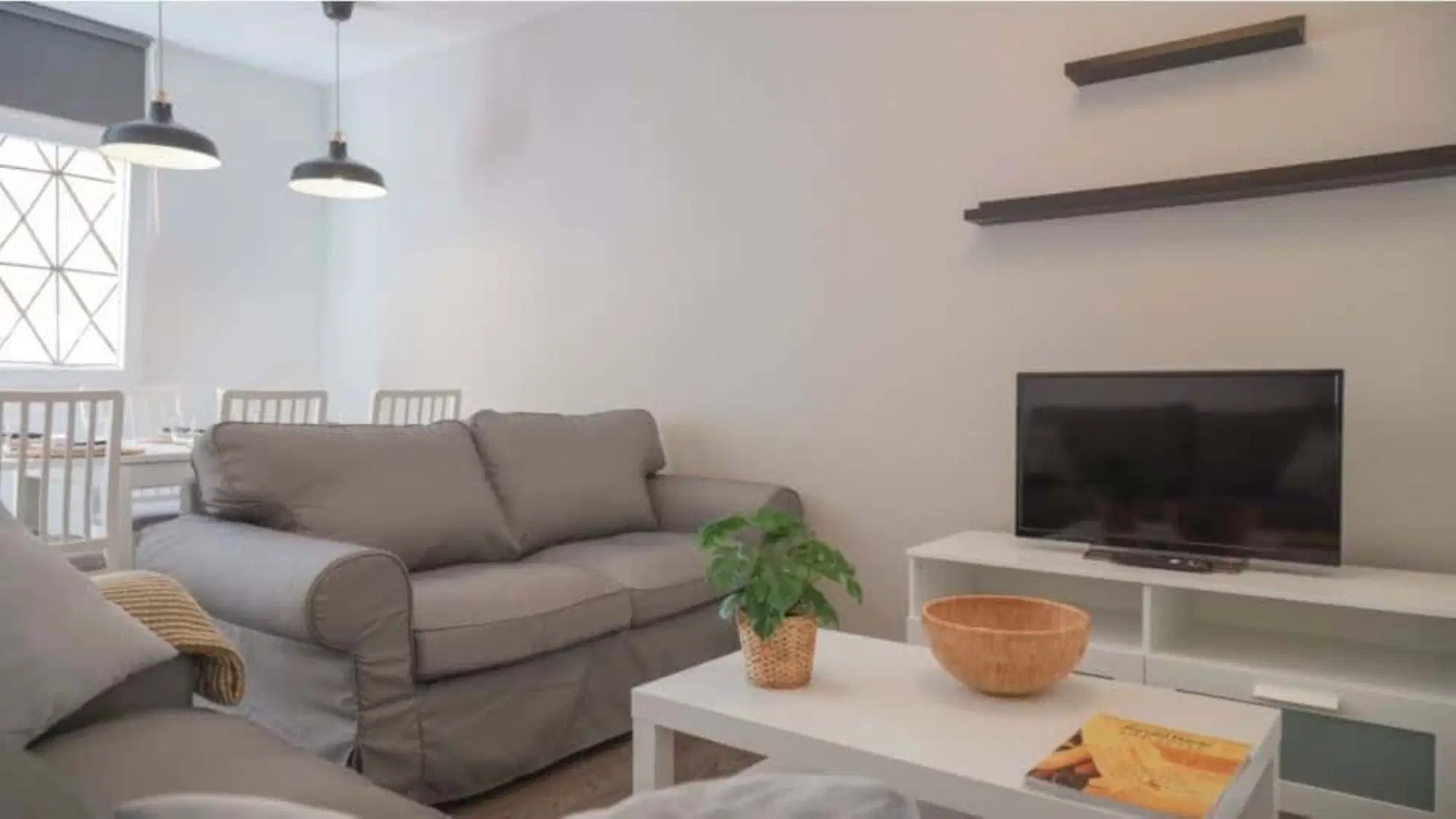 SPC 28038, Madrid – #182725: Room in 7 Bedroom 2 Bathroom (Calle Pico De La Maliciosa)
