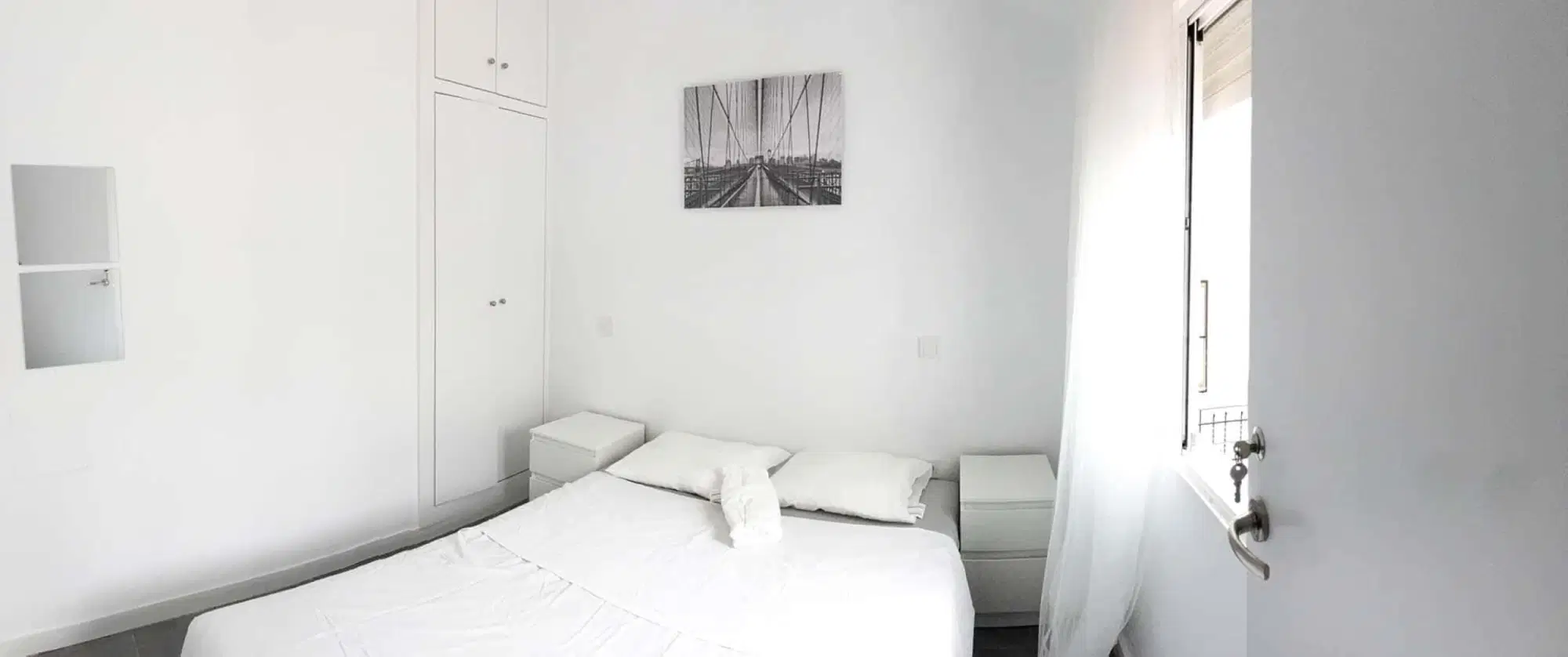SPC 28011, Madrid – #98561: Room in 6 Bedrooom 3 Bathroom (Calle De Antonio Zamora)