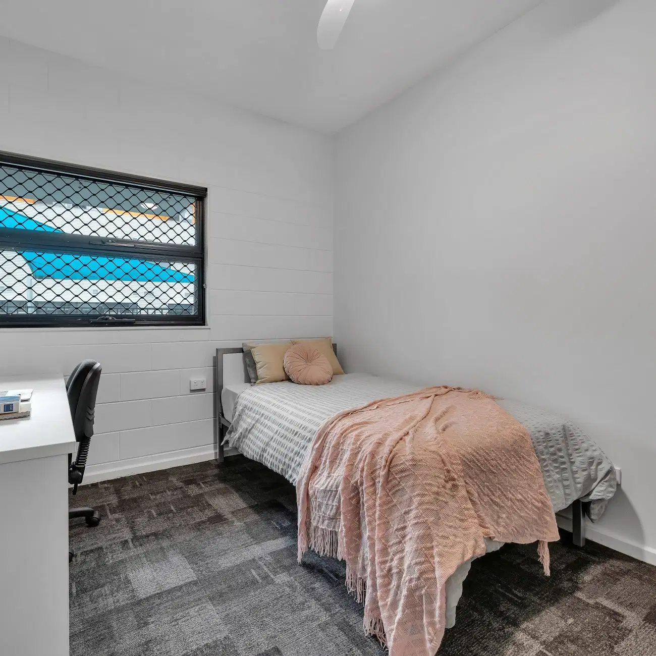 Western Sydney University Village Parramatta, Sydney – 6 Bedroom Apartment Premium