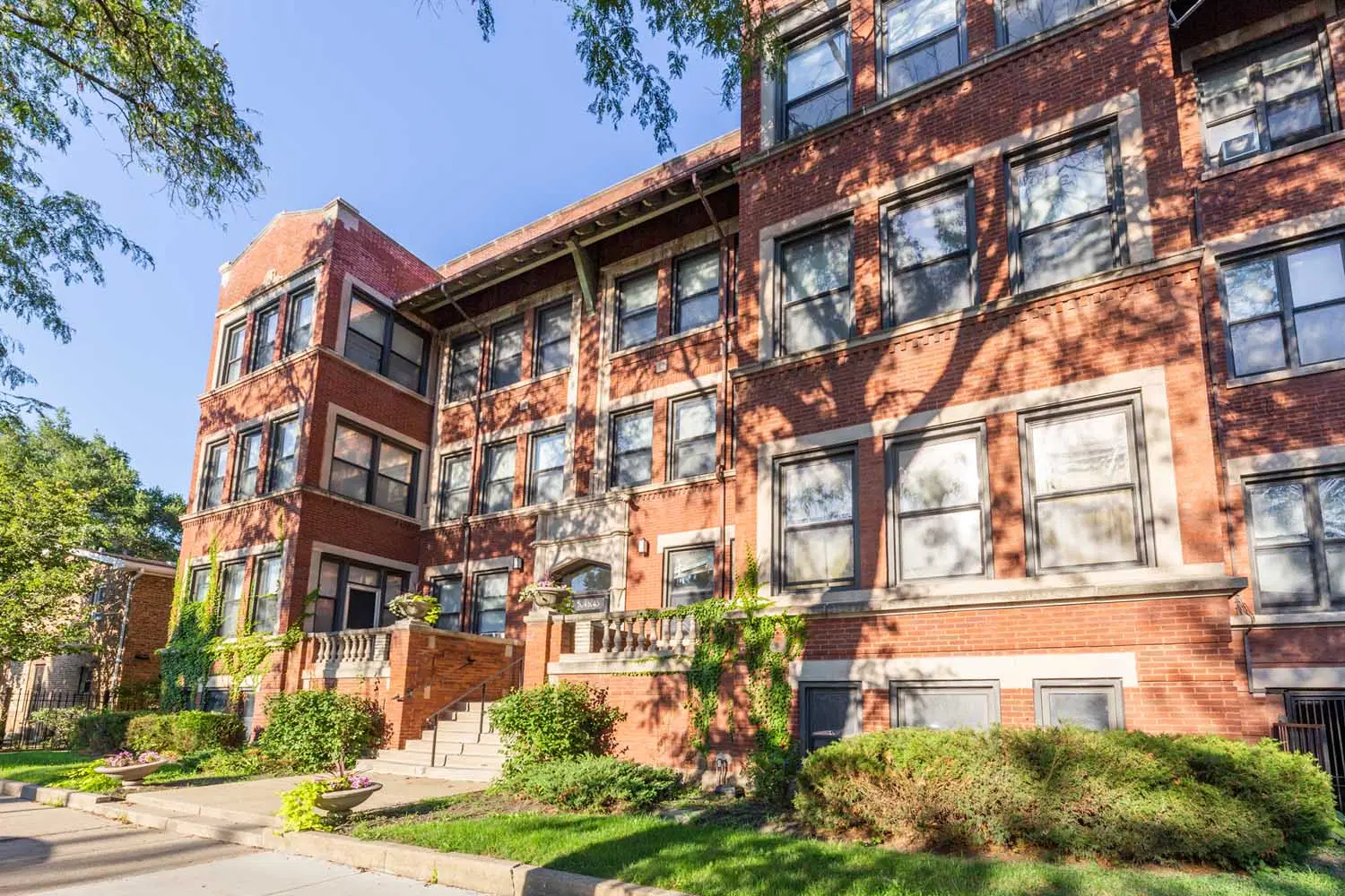 Drexel Terrace, Chicago – Exterior