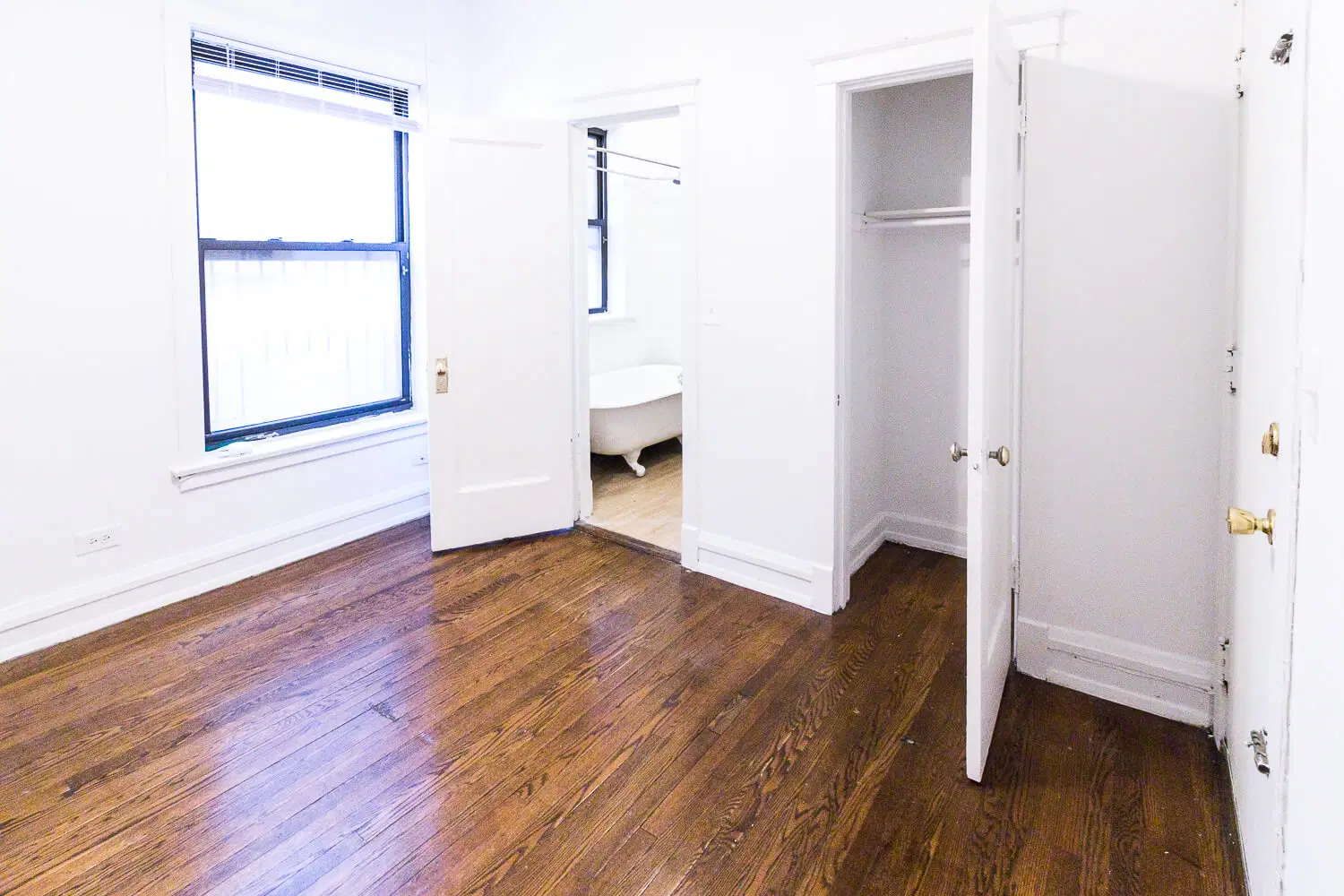 Drexel Terrace, Chicago – 2 Bed 1 Bath