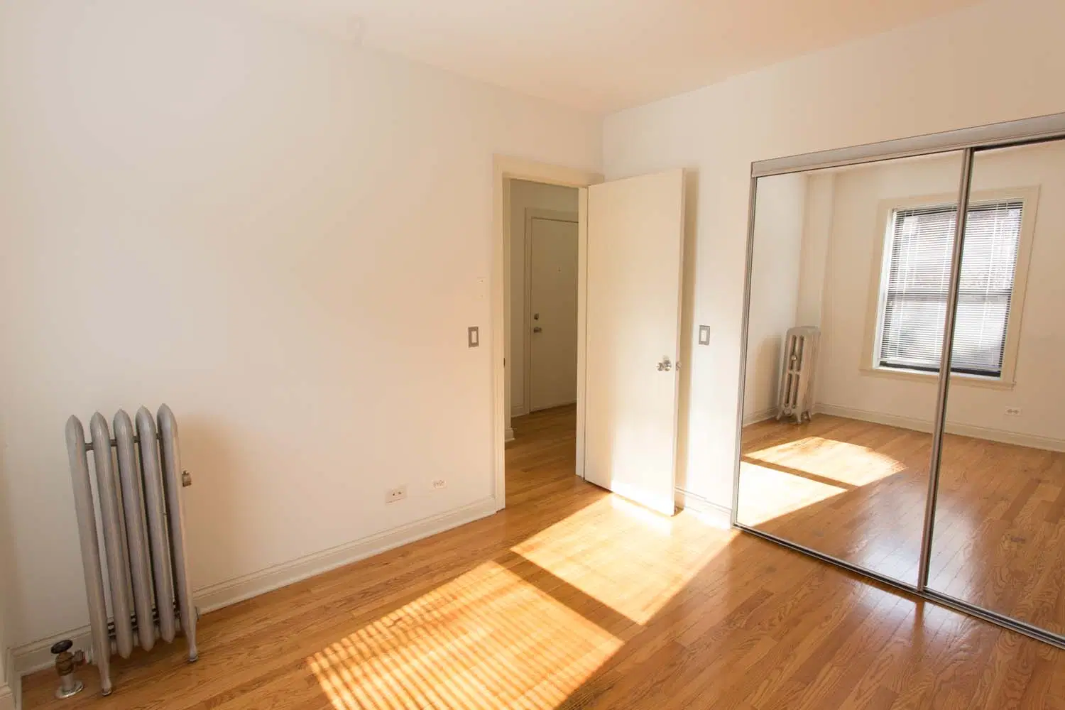 Woodlawn Terrace, Chicago – 1 Bed 1 Bath