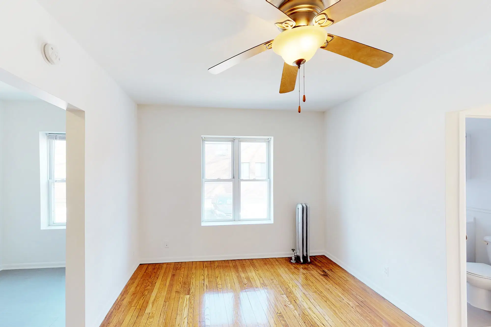 4721 S. Ellis Avenue, Chicago – 1 Bed 1 Bath
