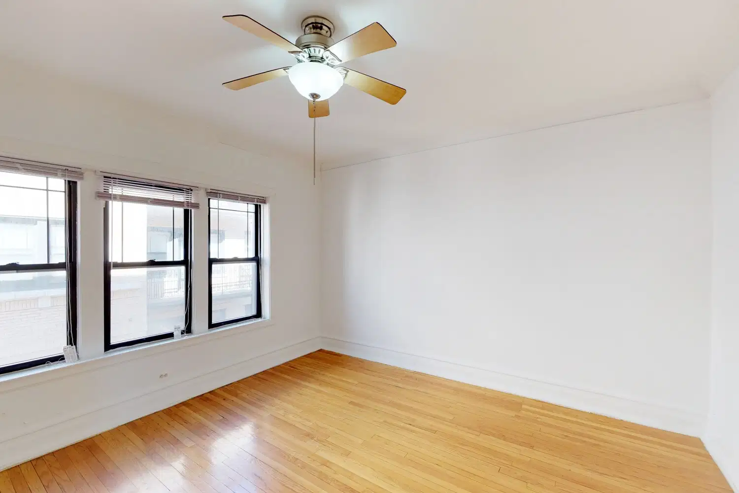 Maple Court, Chicago