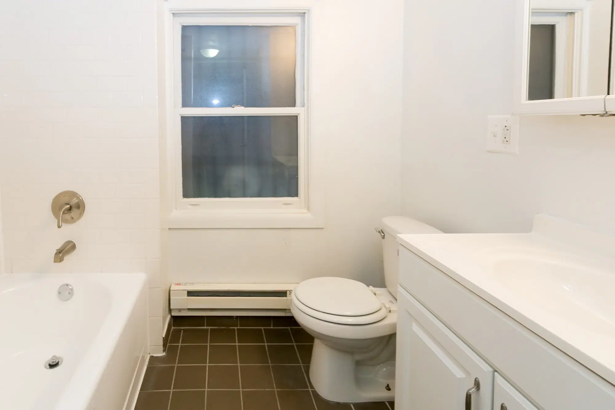 The Pepperland, Chicago – 3 Bed 1 Bath