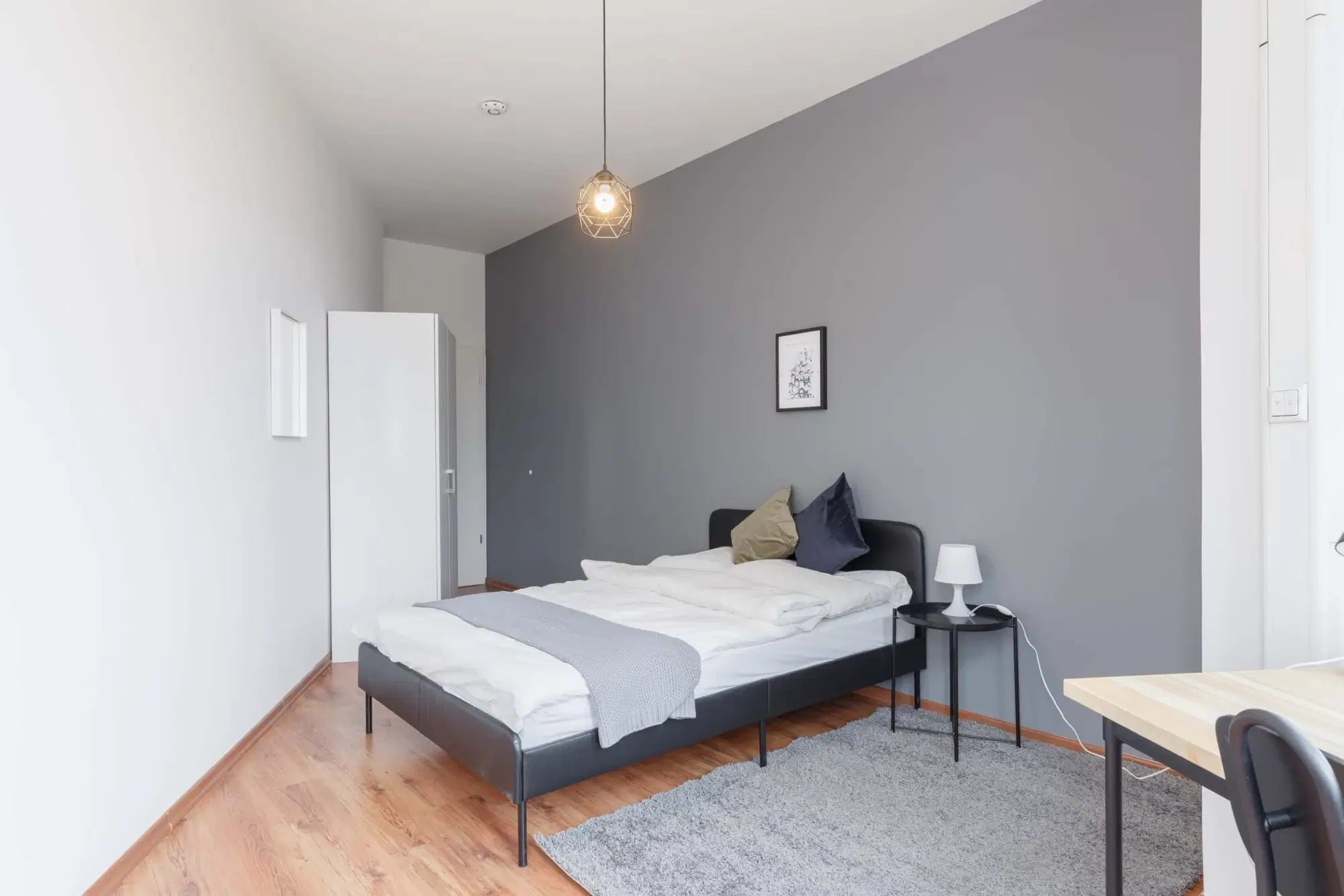 SPC 13353, Berlin – #102900: Room in 8 Bedroom 3 Bathroom (Müllerstraße)