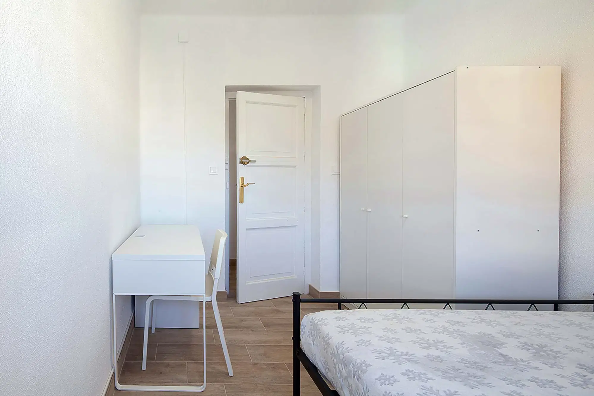 SPC 41009, Sevilla – #182355: Room in 7 Bedroom 2 Bathroom (Calle Ter)