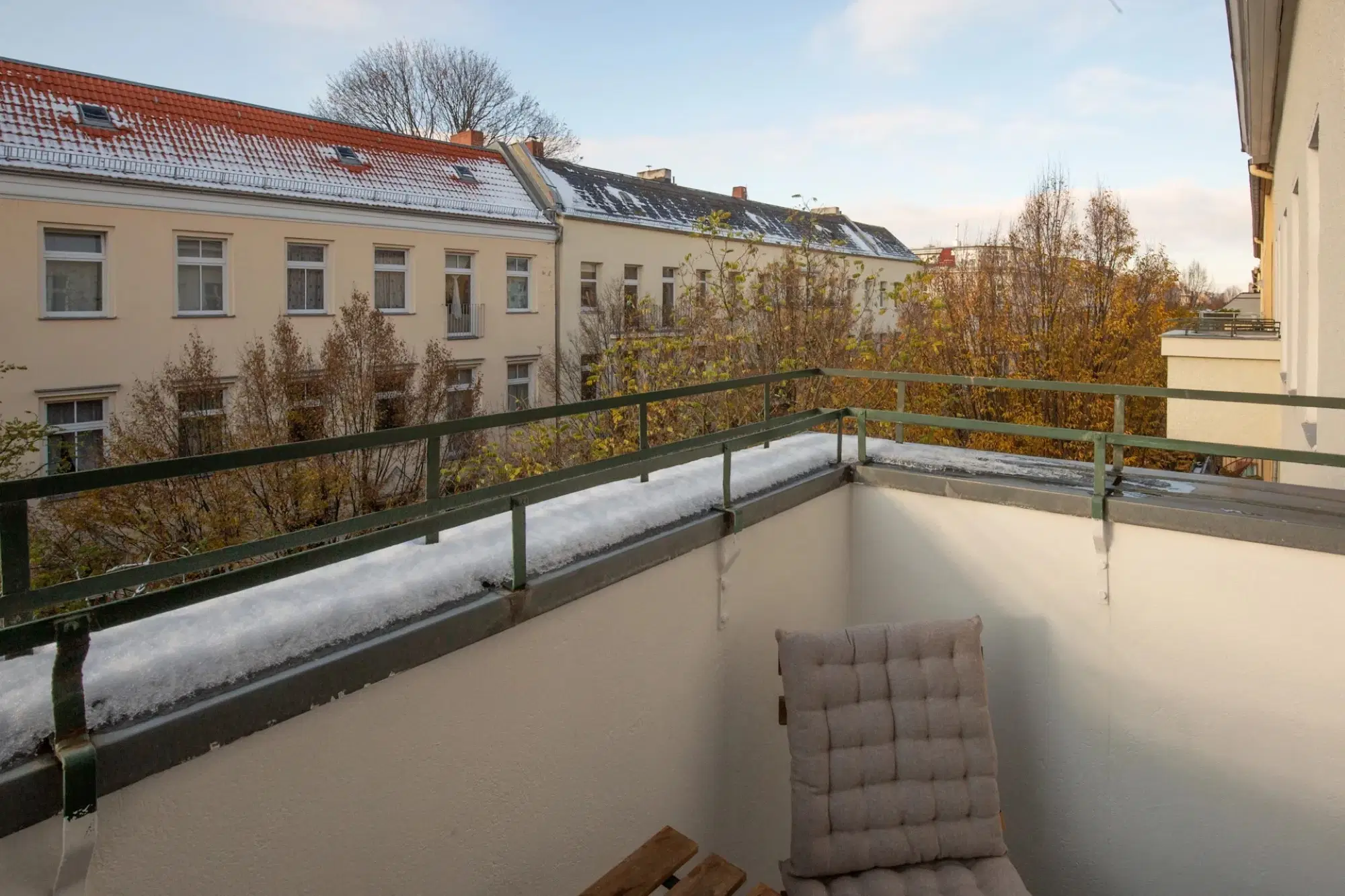 LX 10551, Berlin – Exterior