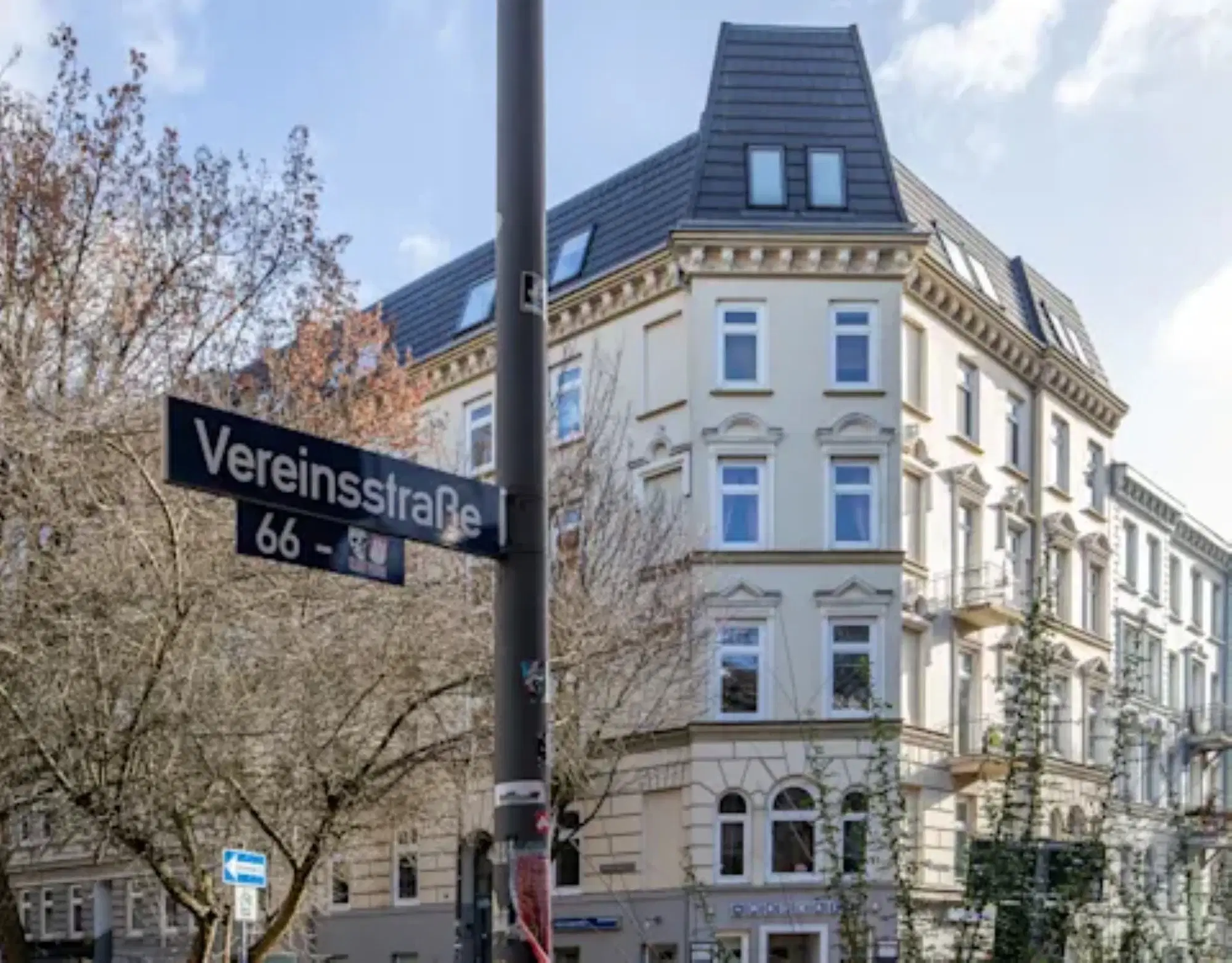 LX 20357, Hamburg – Exterior