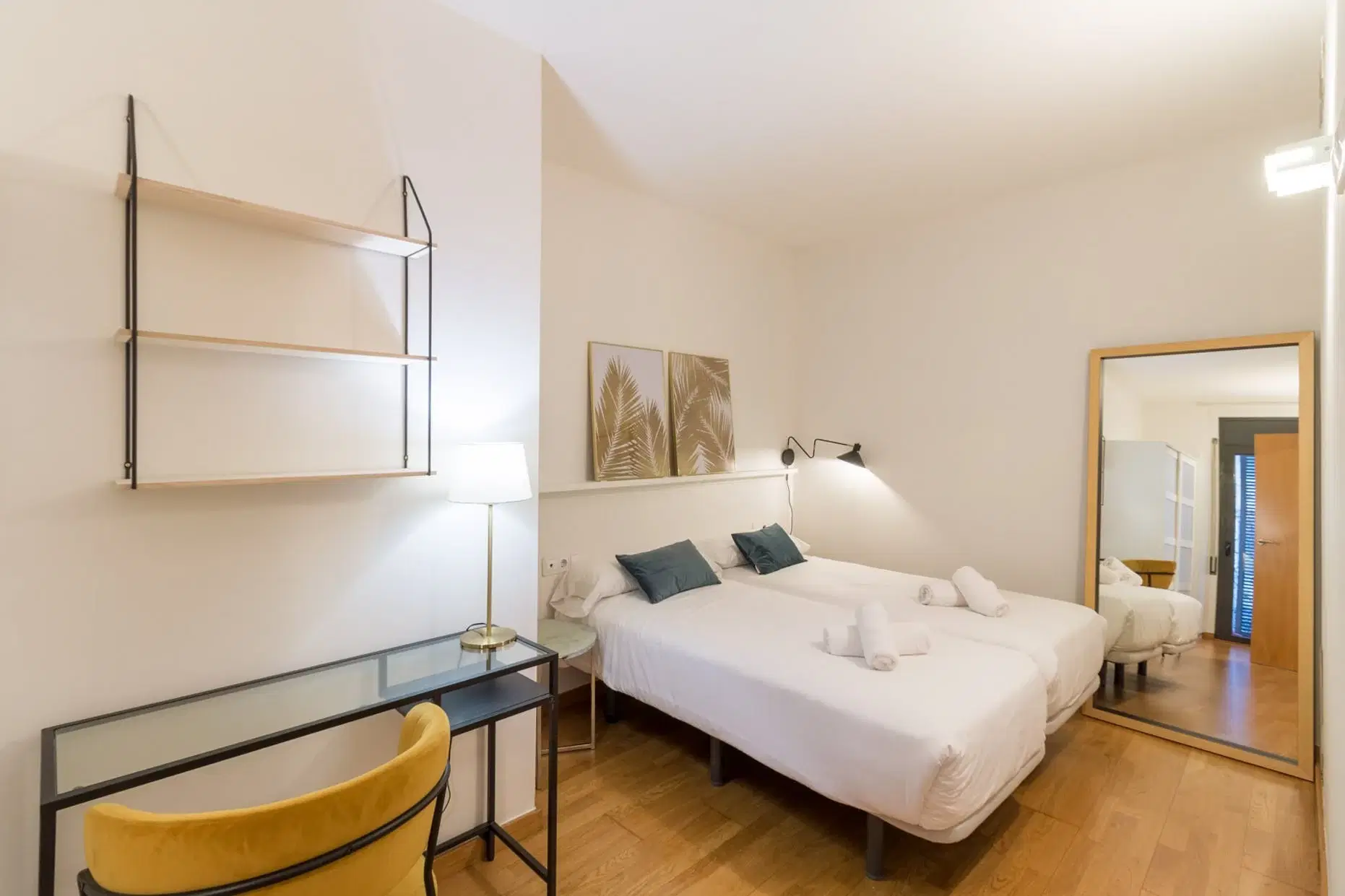 SPC 8029, Barcelona – #37868: 1 Bed 1 Bath (Carrer D'entença)