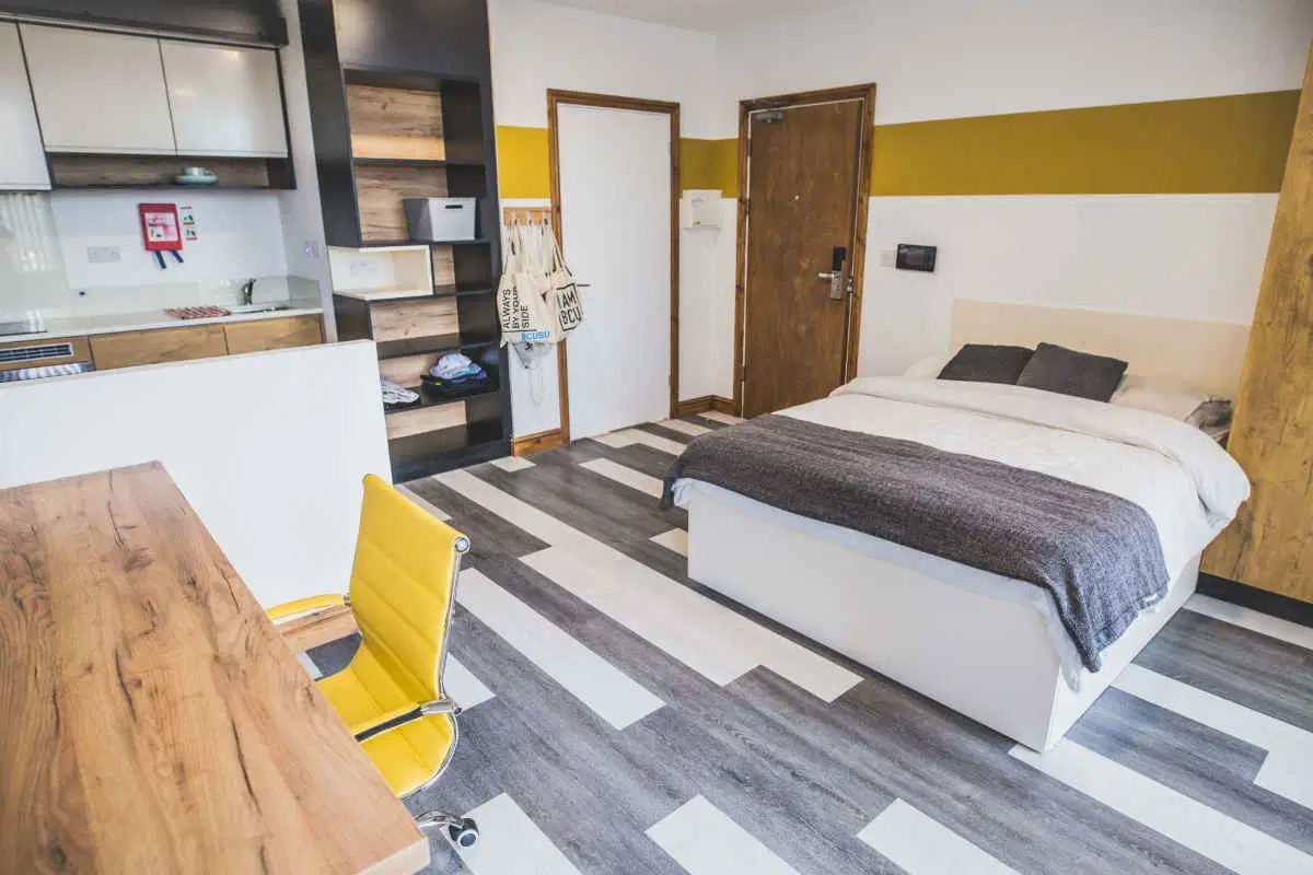 Windsor Court, Birmingham – Gold Studio