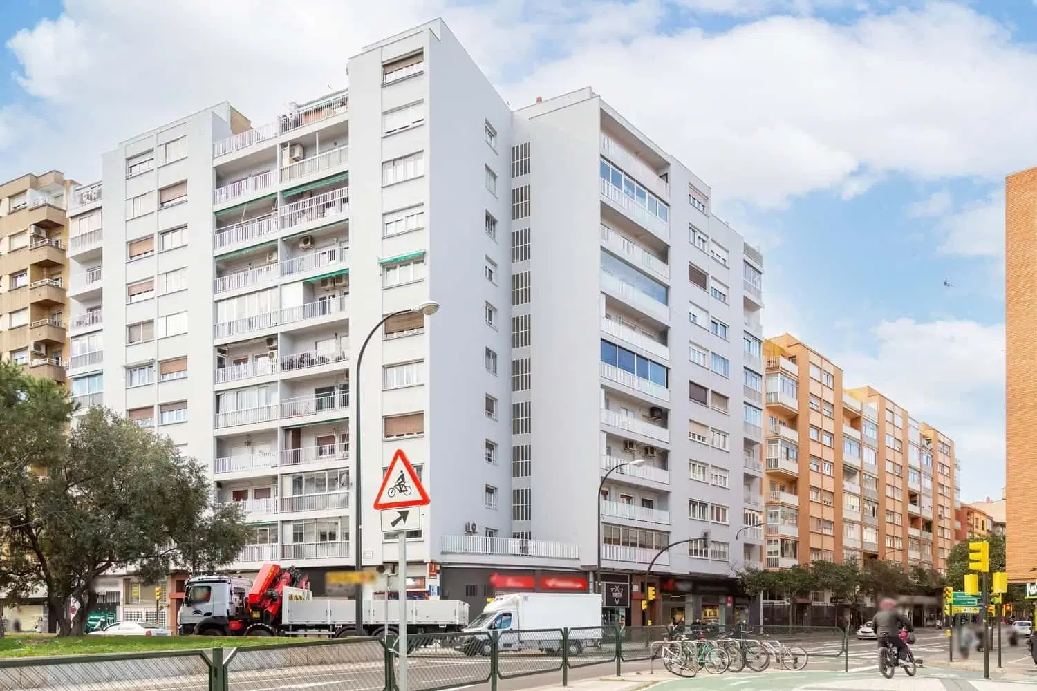 SPC 50010, Zaragoza – Exterior