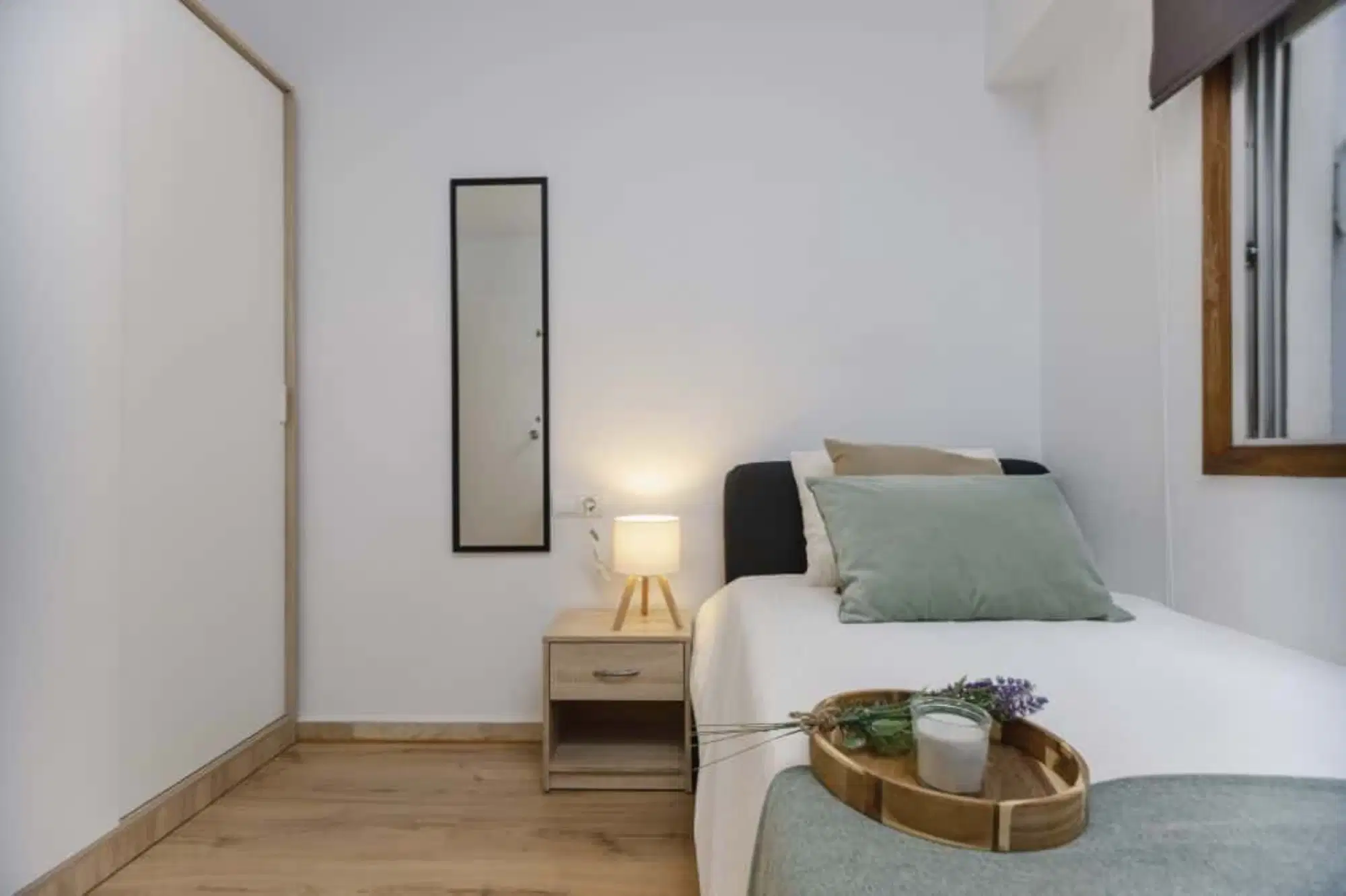SPC 46008, Valencia – #183866: Room in 5 Bedroom 2 Bathroom (Carrer Del Palleter)