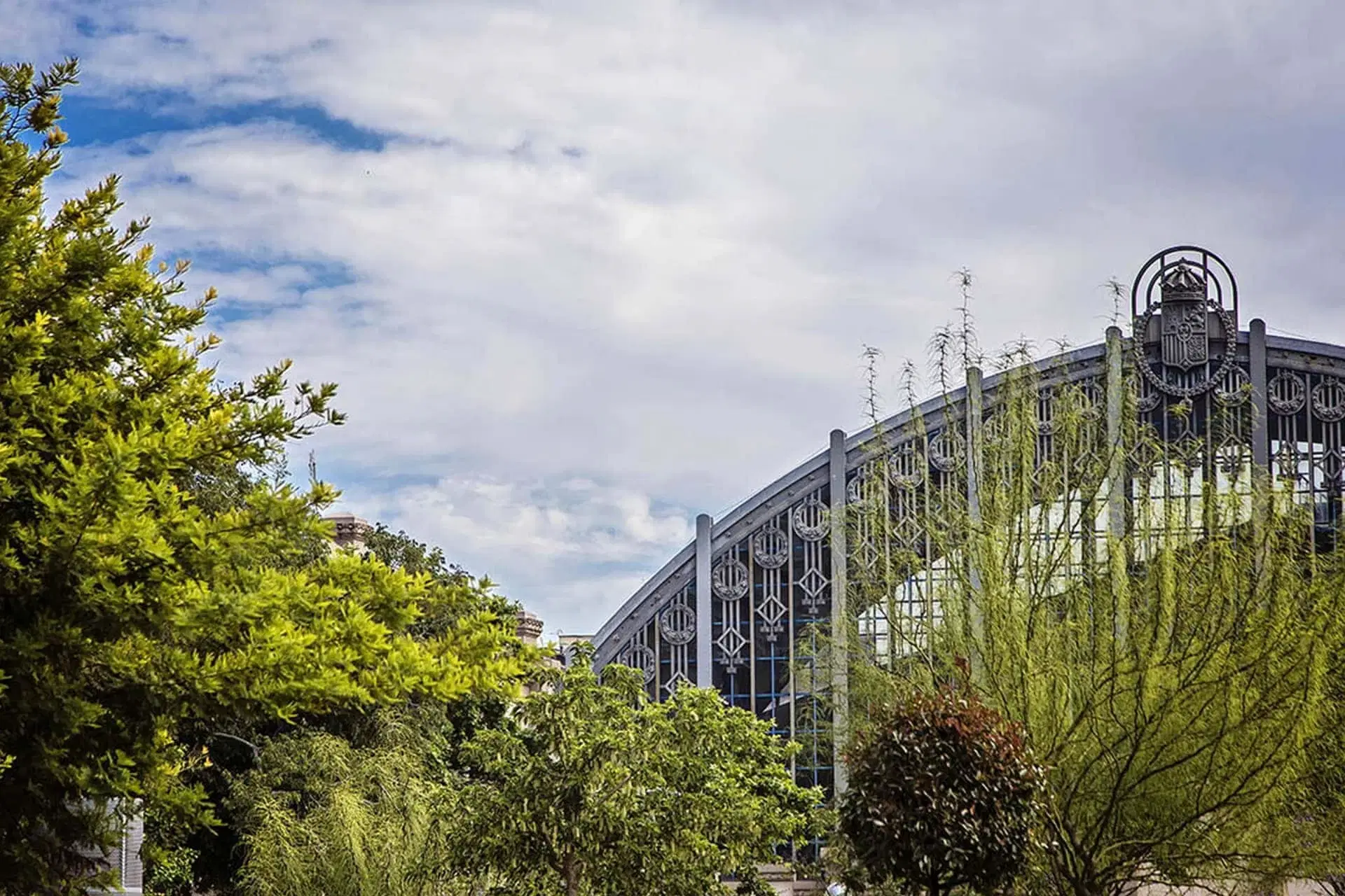 SPC 8018, Barcelona – Exterior