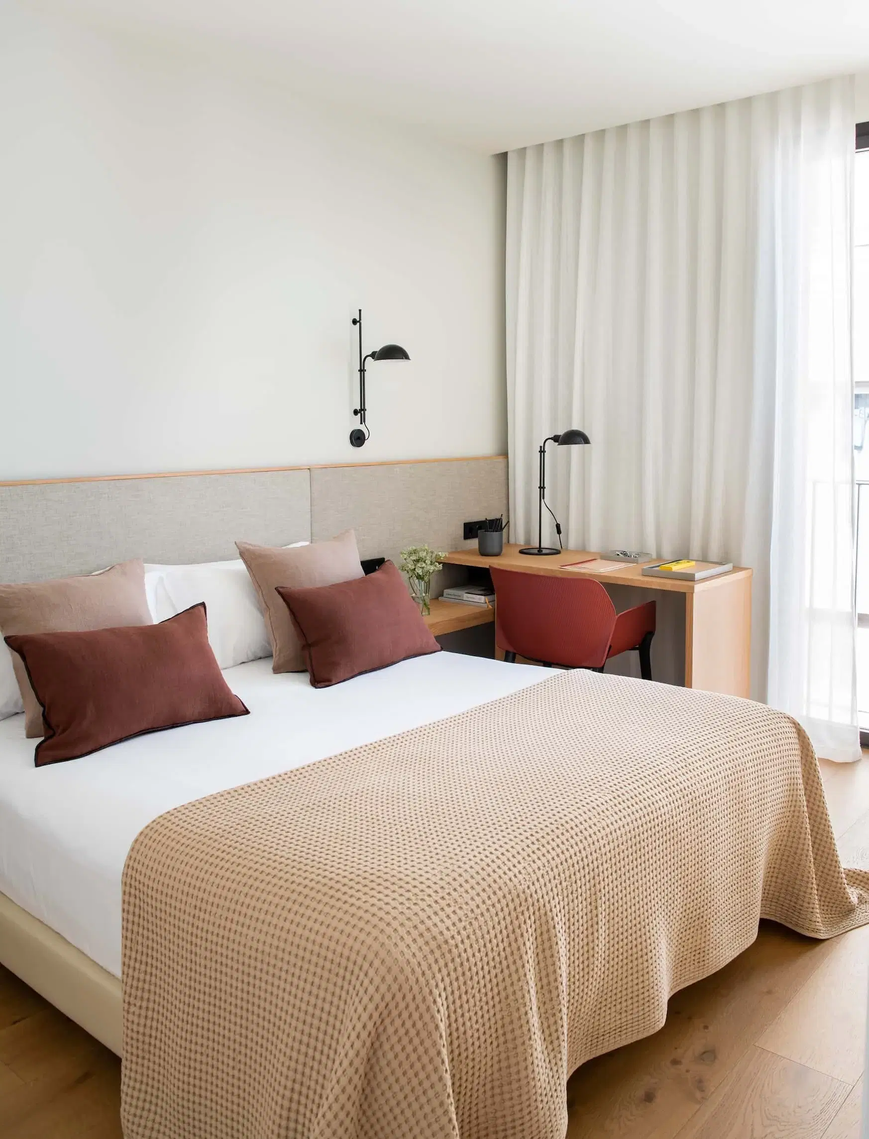 SPC 8018, Barcelona – #162746: 3 Bed 3 Bath (Avinguda de Vilanova)