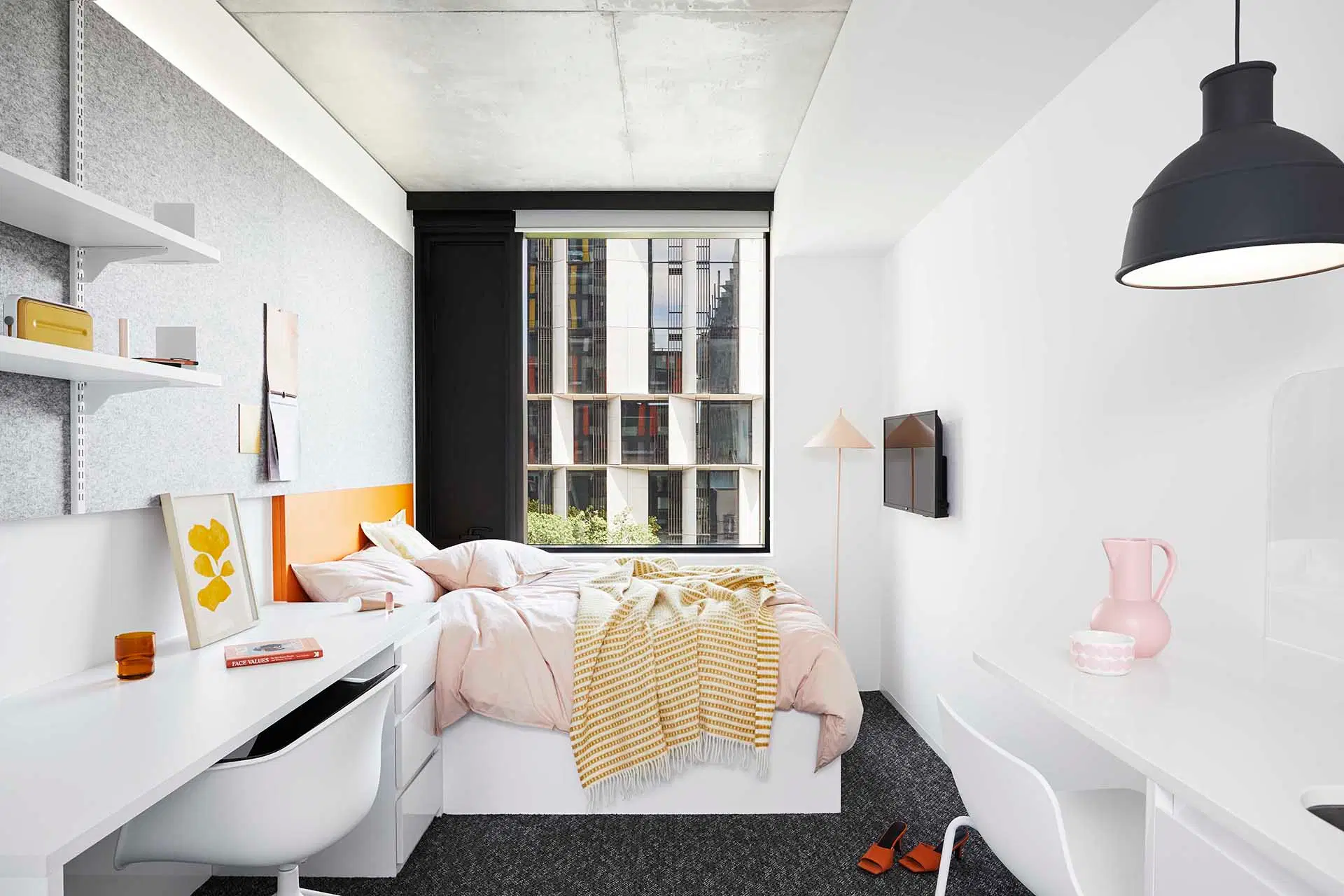 Scape Lincoln College, Melbourne – Signature Studio, Double Bed