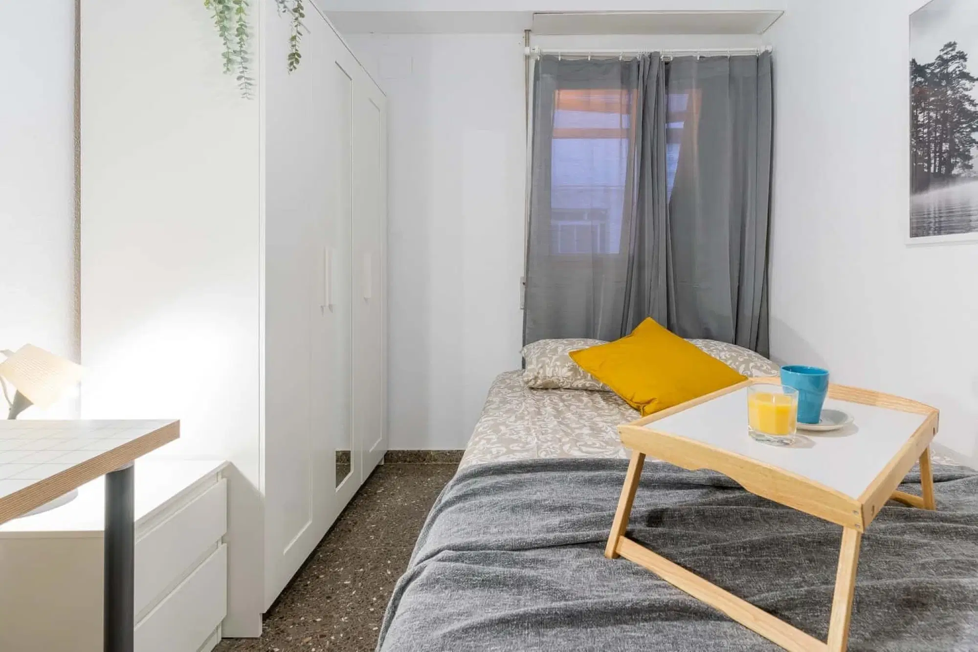 SPC 46006, Valencia – #146397: Room in 5 Bedroom 2 Bathroom (Carrer D'oltà)