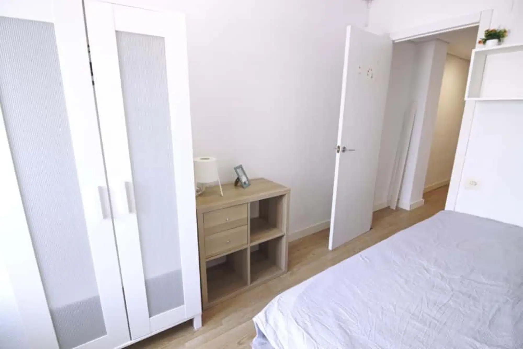 SPC 46006, Valencia – #156995: Room in 3 Bedroom 1 Bathroom (Carrer Del Mestre Aguilar)
