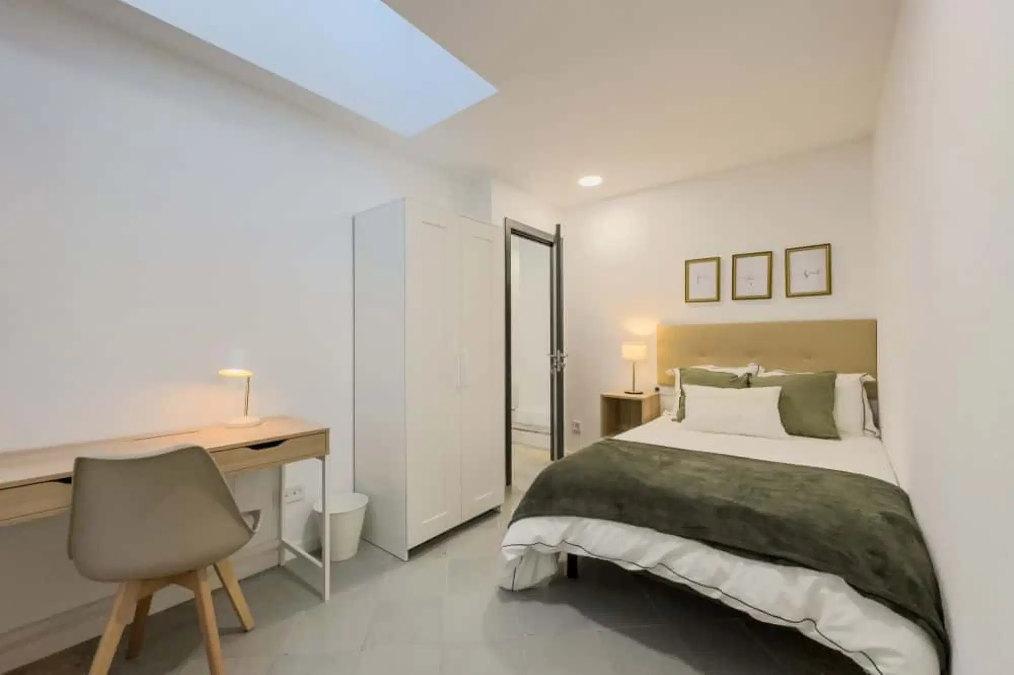 SPC 8017, Barcelona – #162756: Room in 7 Bedroom 3 Bathroom (Carrer Del Doctor Roux)