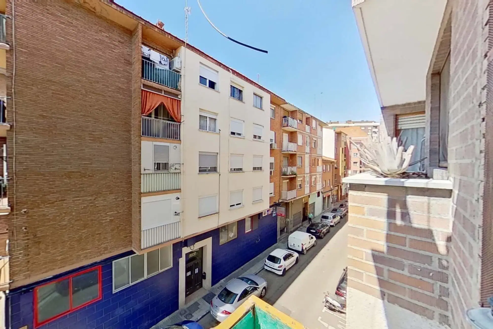 SPC 50017, Zaragoza – Exterior