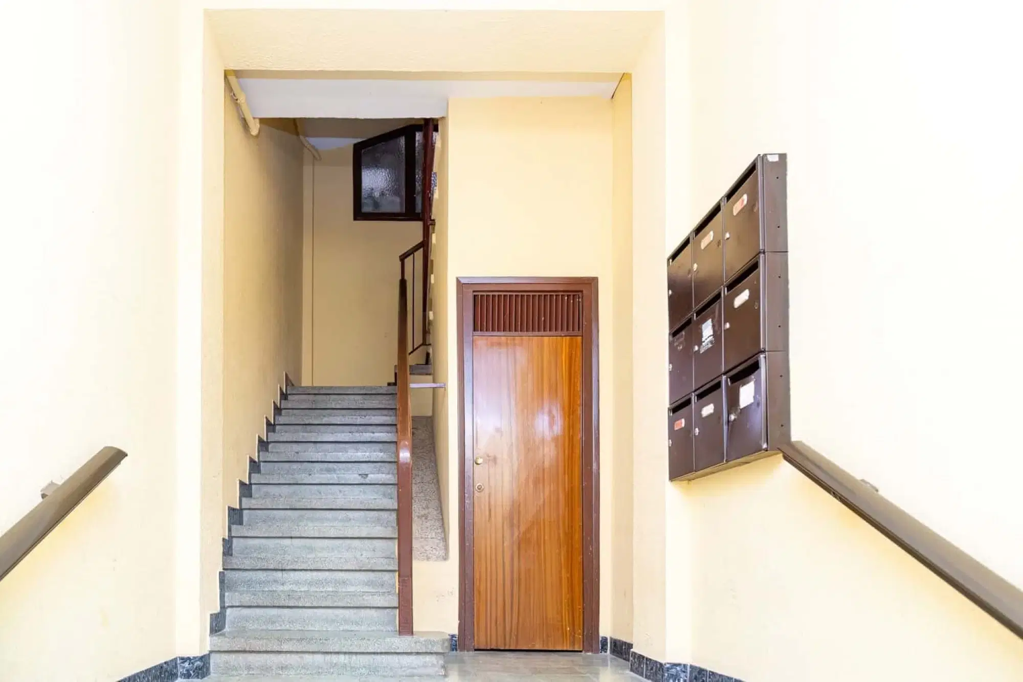 SPC 50017, Zaragoza – #133707: Room in 5 Bedroom 2 Bathroom (Calle De Domingo Ram)