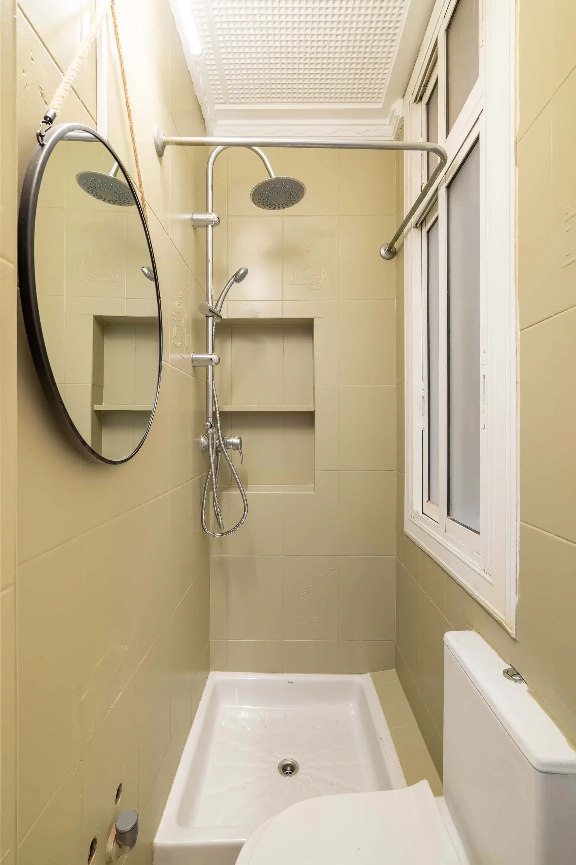 SPC 8026, Barcelona – #157464: Room in 6 Bedroom 2 Bathroom (Carrer De Mallorca)